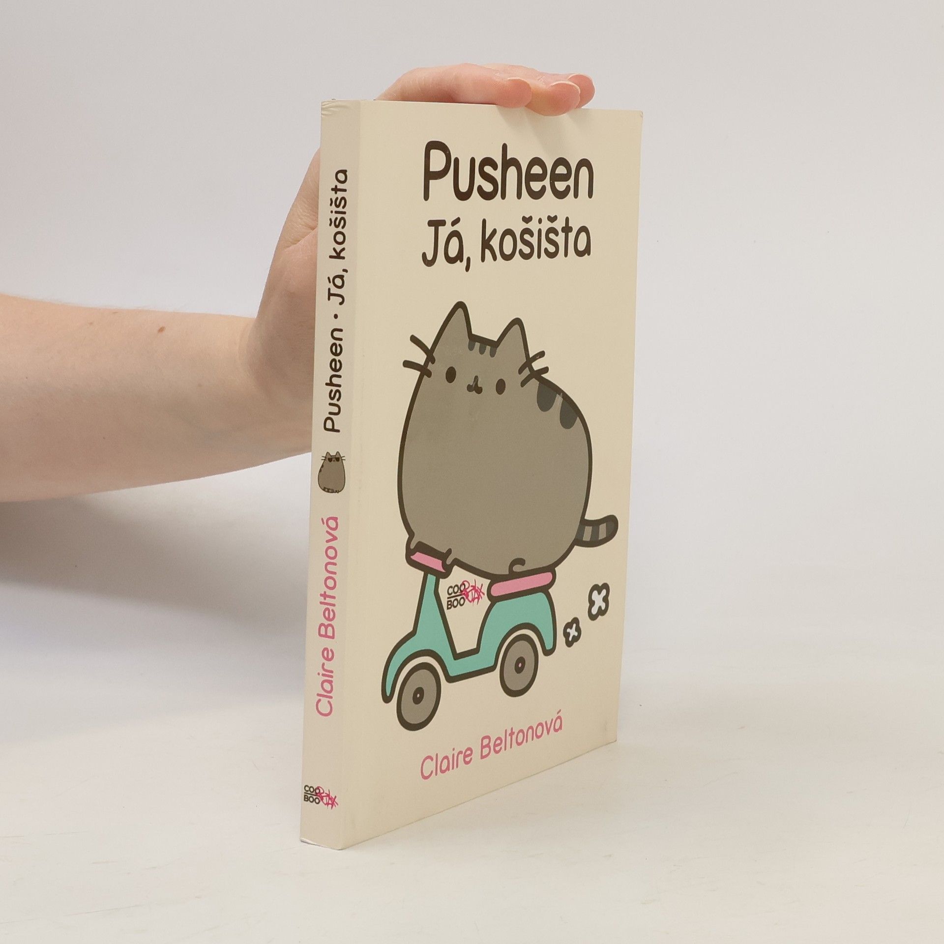 Claire Belton Pusheen. Já, košišta