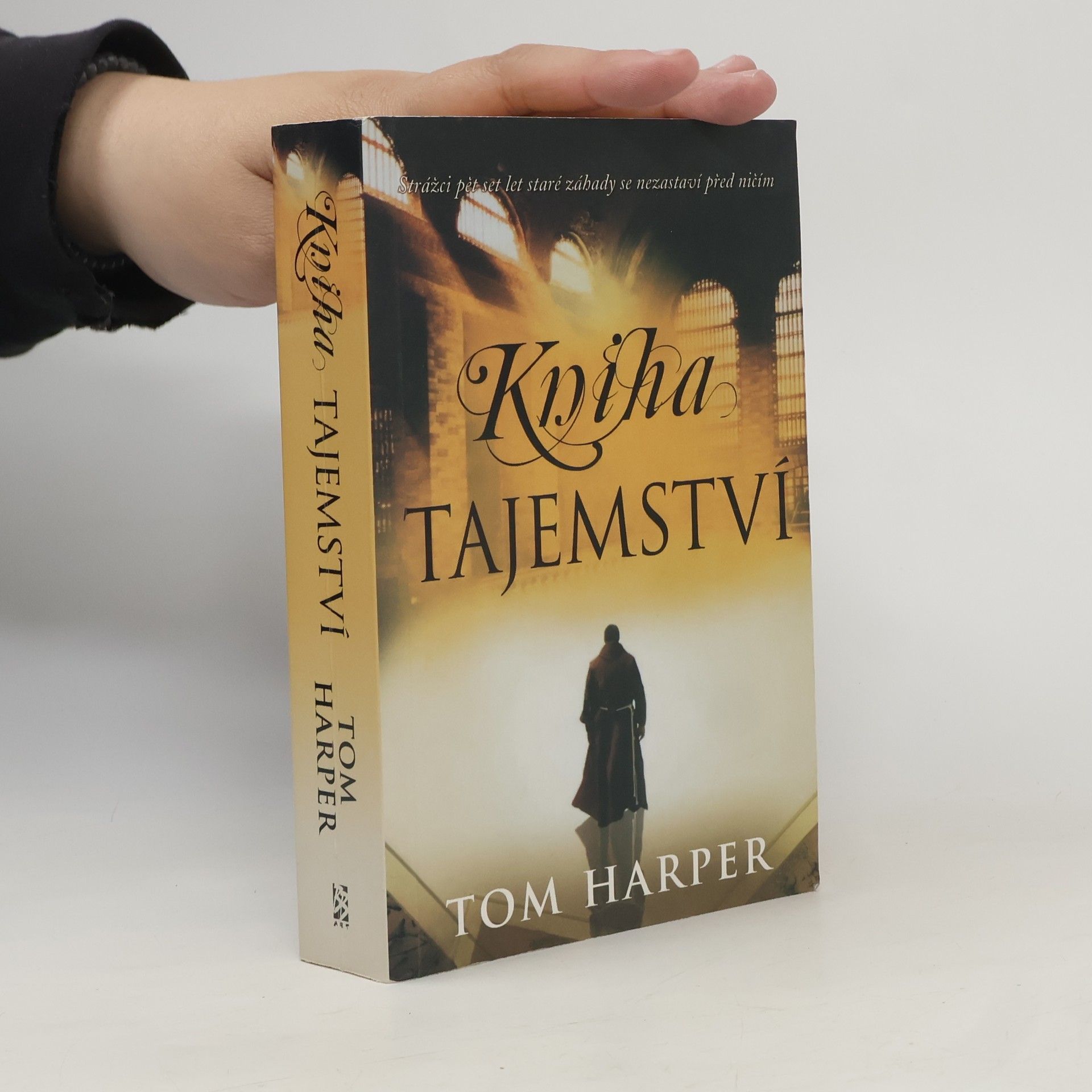 Tom Harper Kniha tajemství
