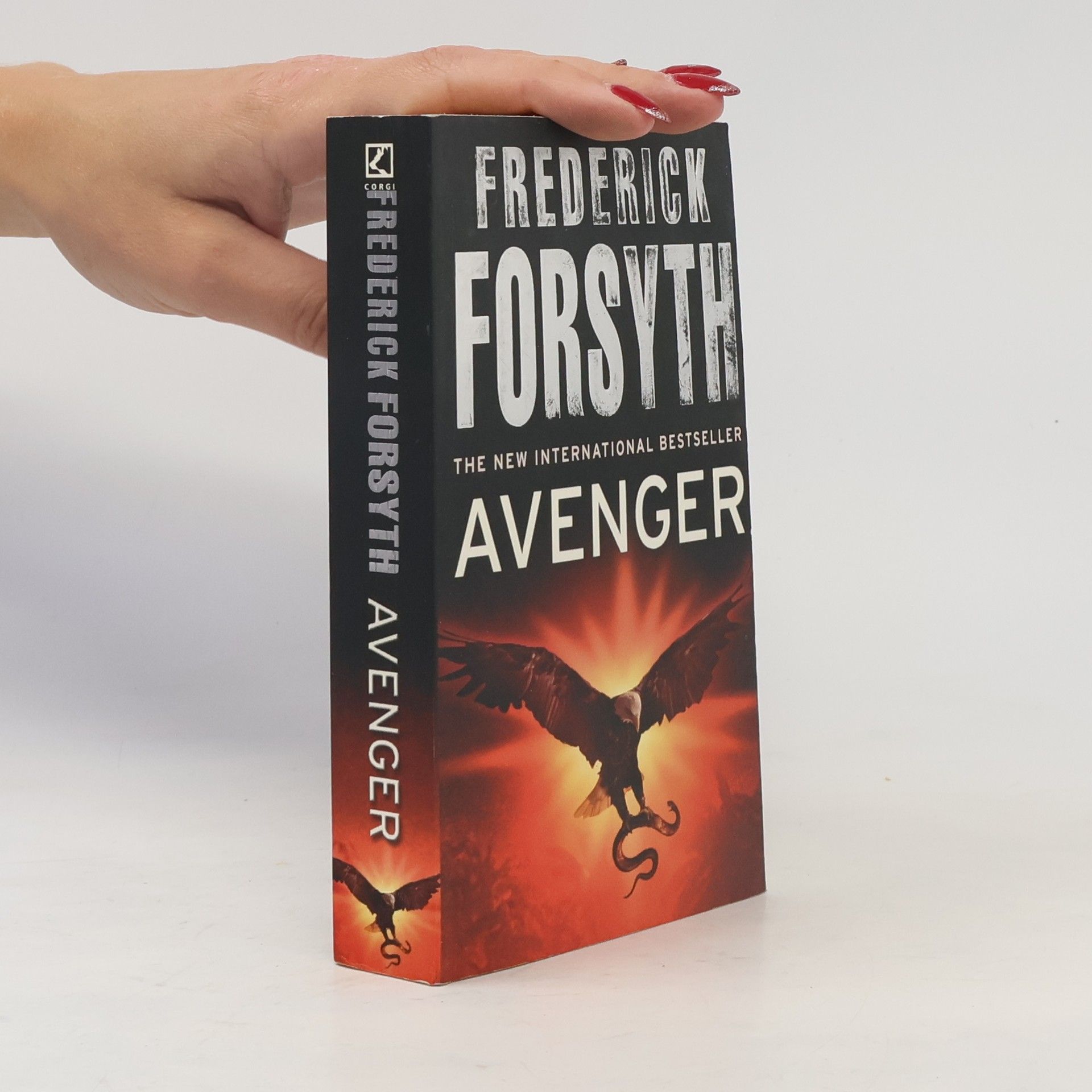 Frederick Forsyth Avenger
