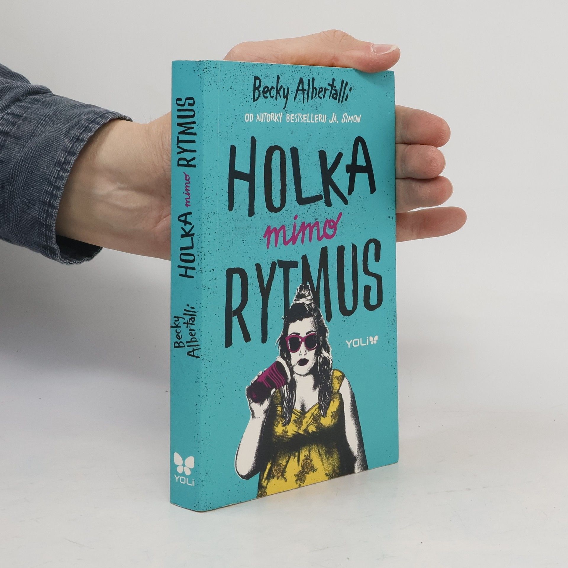 Becky Albertalli Holka mimo rytmus