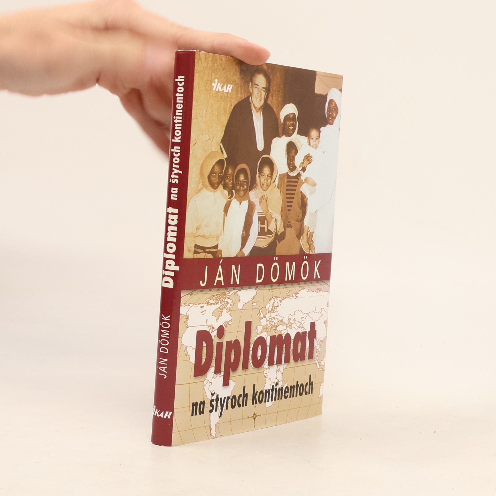 Diplomat na štyroch kontinentoch