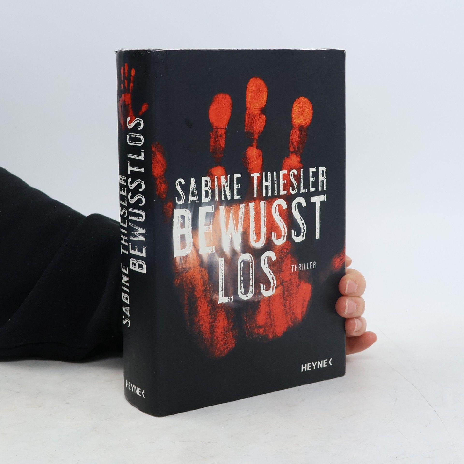 Sabine Thiesler Bewusstlos