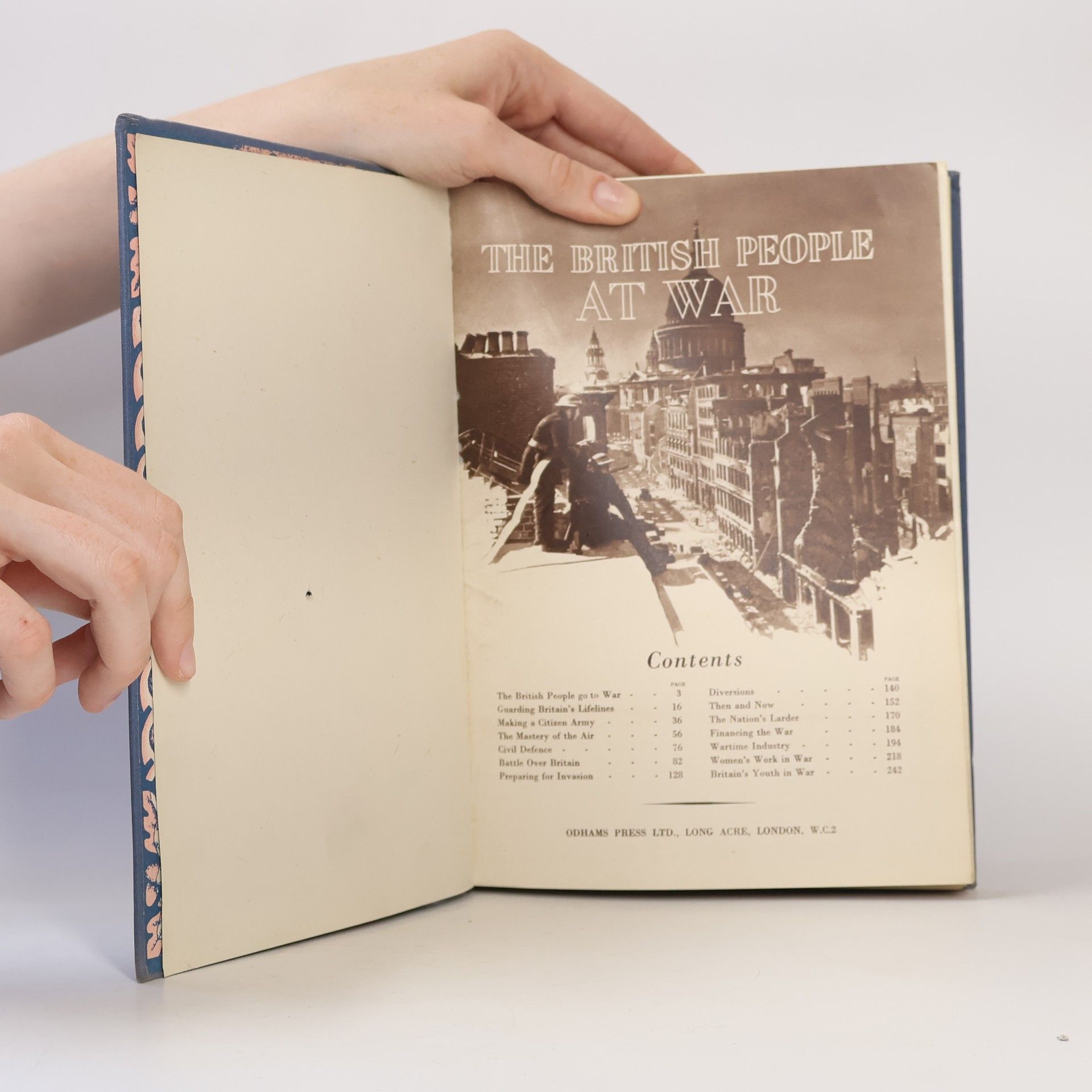 Autorenkollektiv The British People at War
