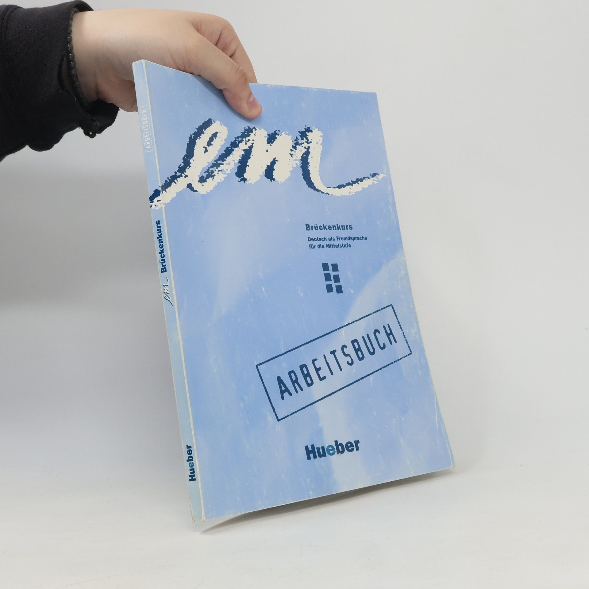 Jutta Orth Chambah Em-Brückenkurs : Deutsch als Fremdsprache für die Mittelstufe. Arbeitsbuch