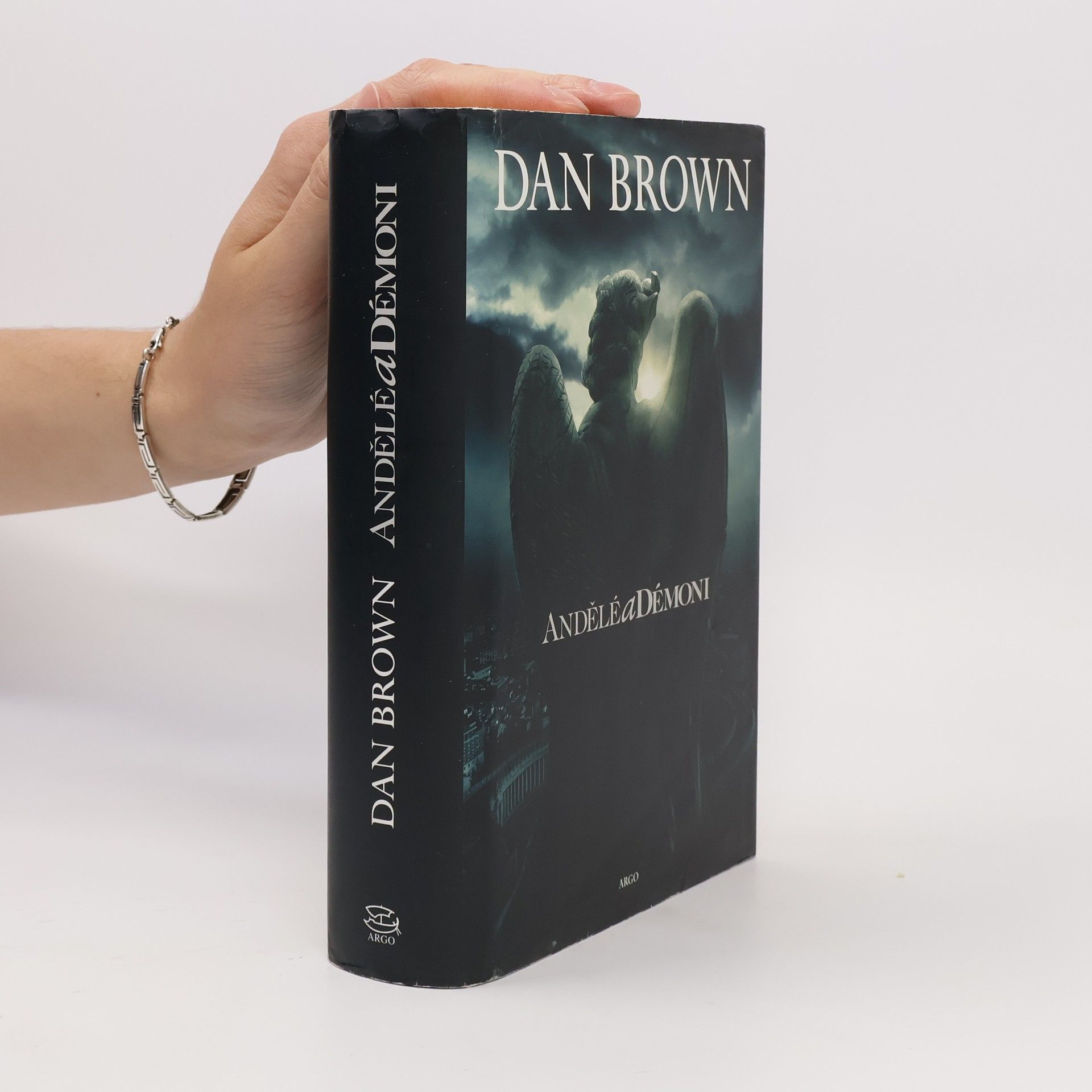 Dan Brown Andělé a démoni