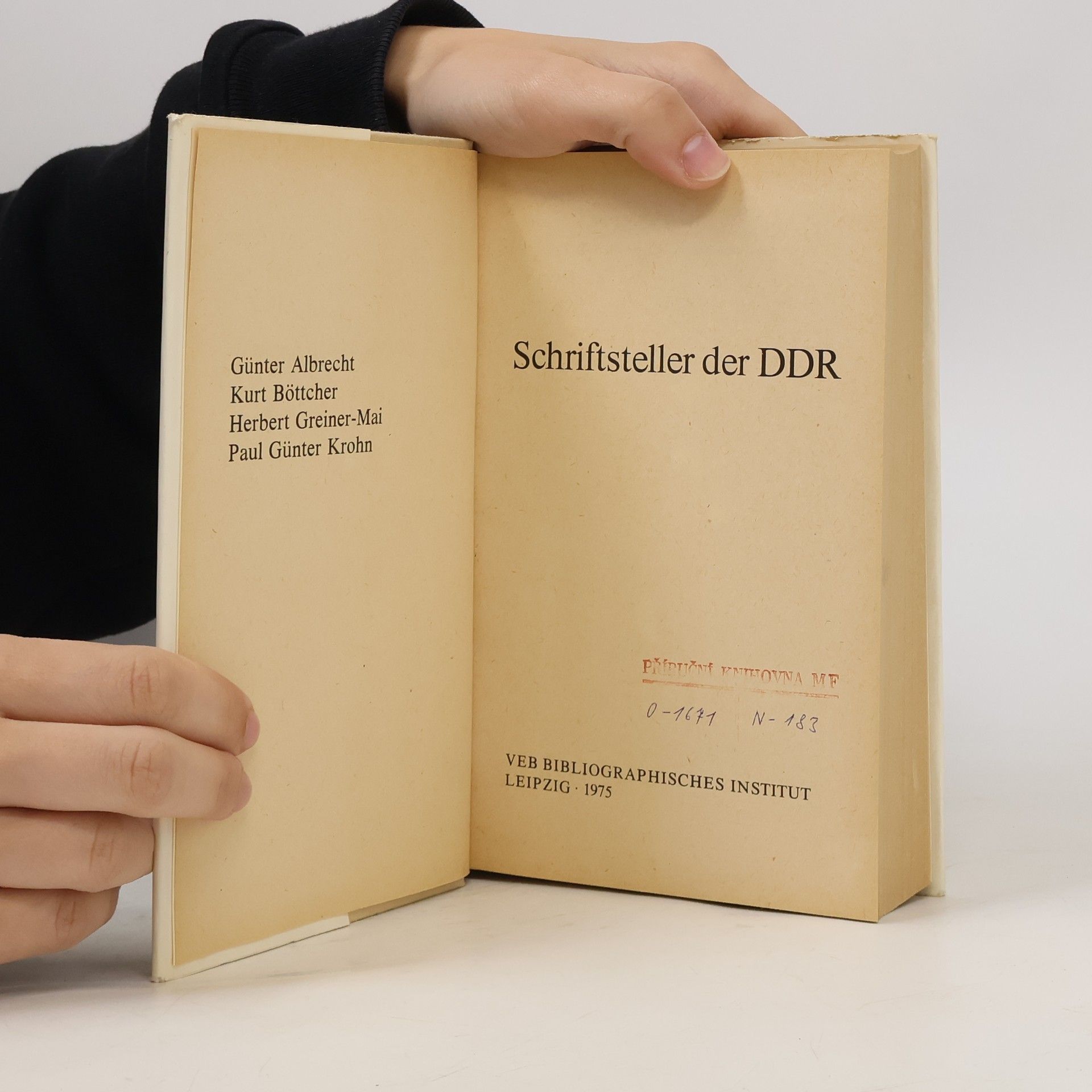 Autorenkollektiv Meyers Taschenlexikon: Schriftsteller der DDR