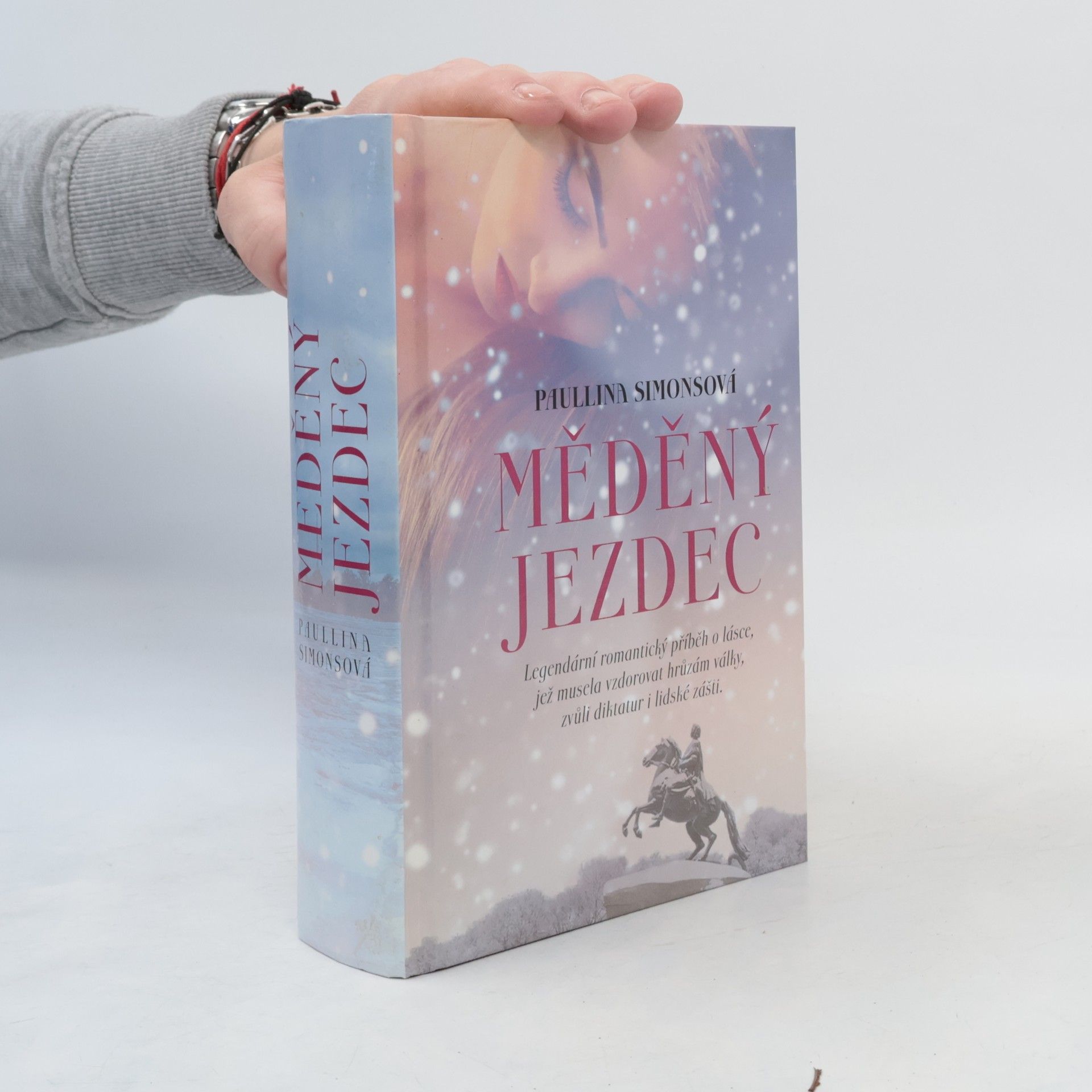 Paullina Simons Měděný jezdec