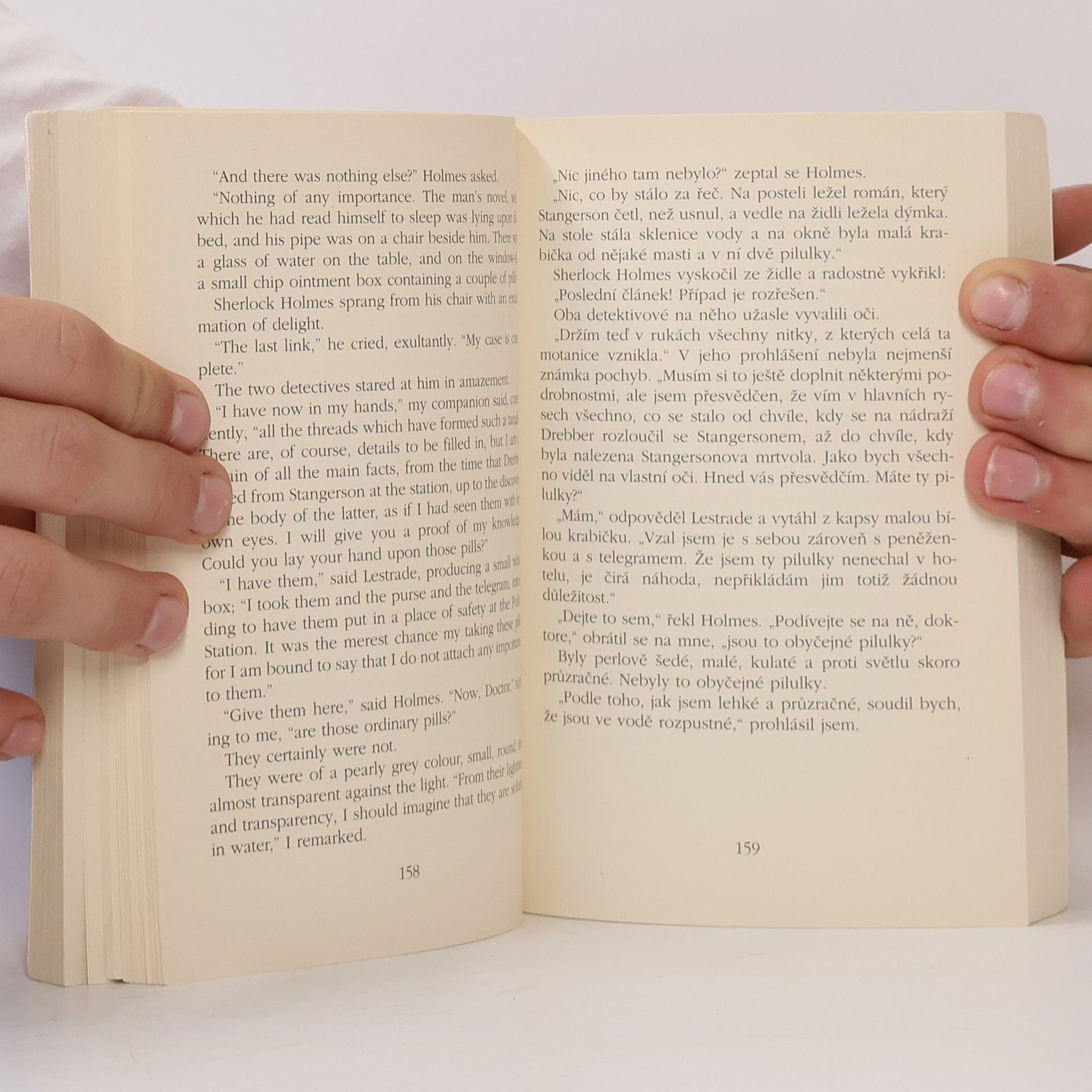 Arthur Conan Doyle A Study In Scarlet. Studie v šarlatové