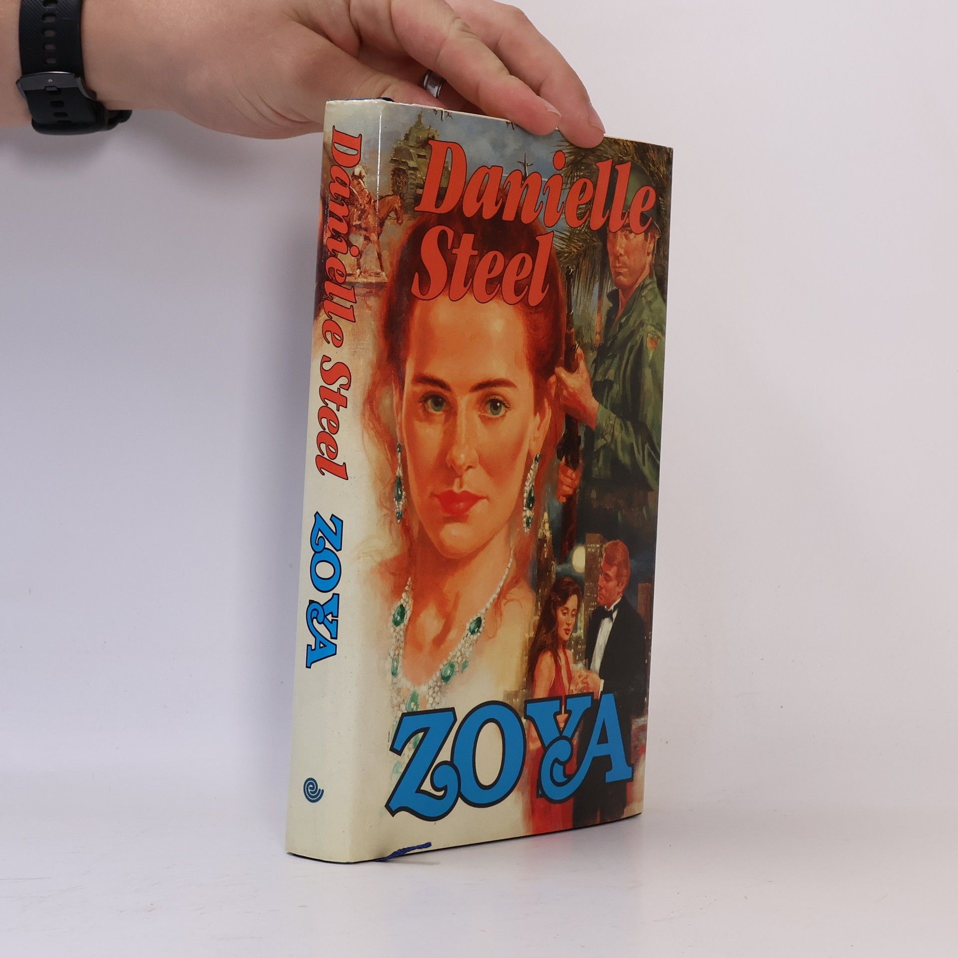 Danielle Steel Zoya