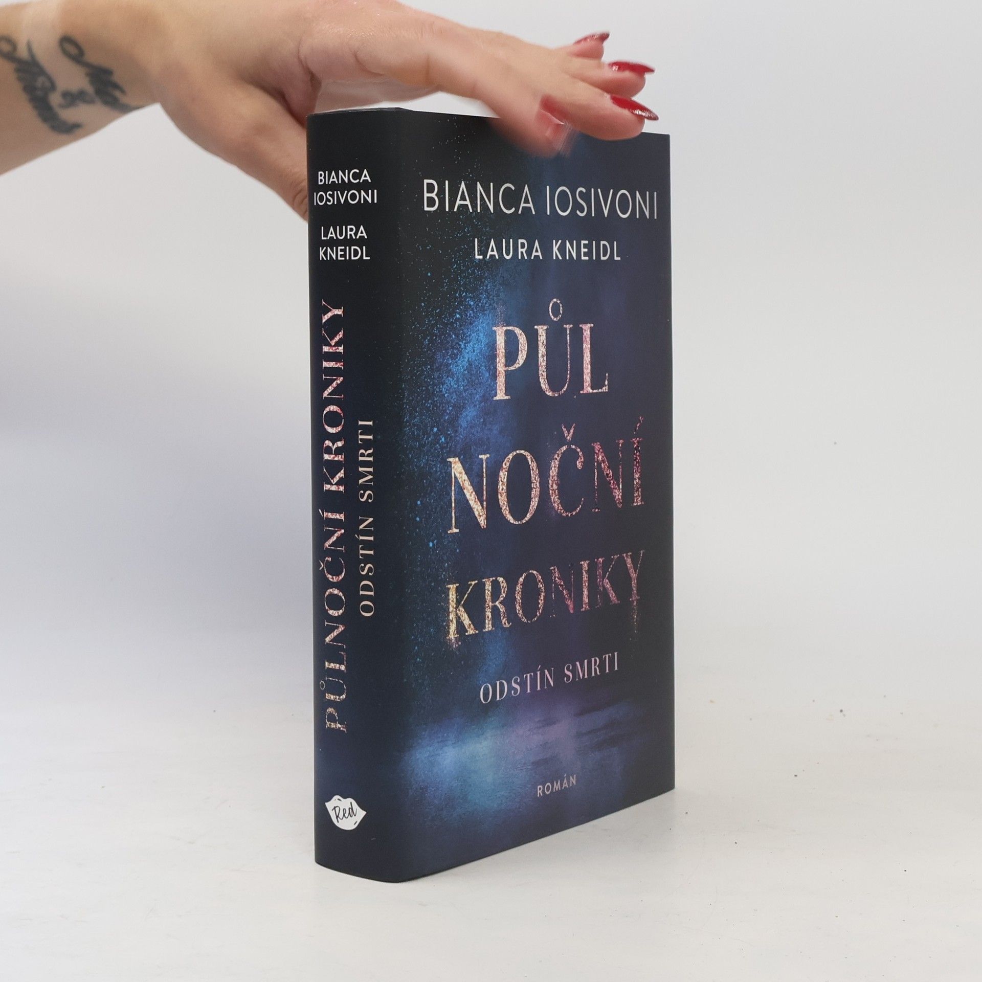 Bianca Iosivoni Půlnoční kroniky. Odstín smrti