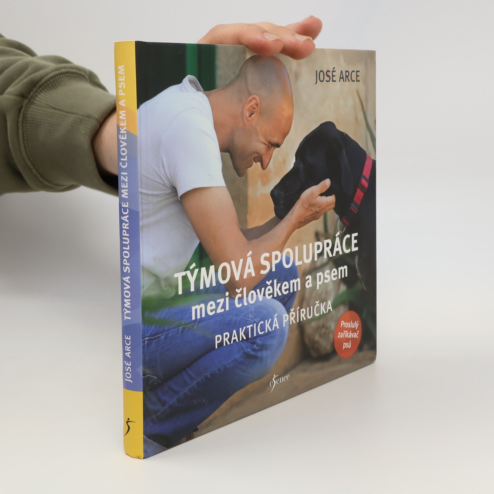 Týmová spolupráce mezi člověkem a psem