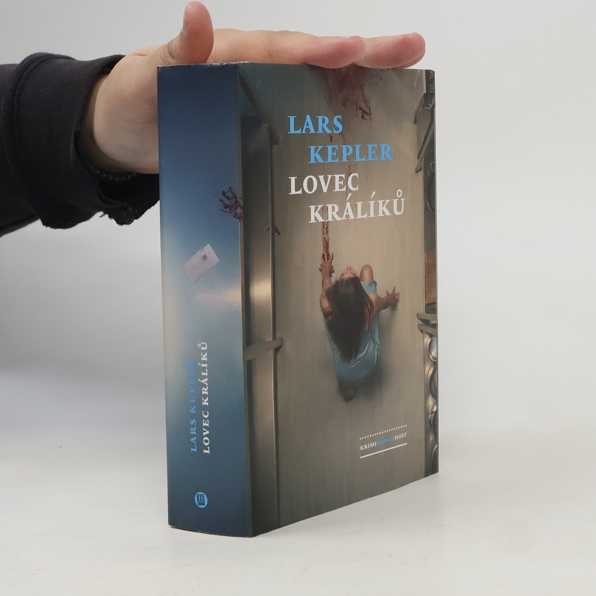 Lars Kepler Lovec králíků
