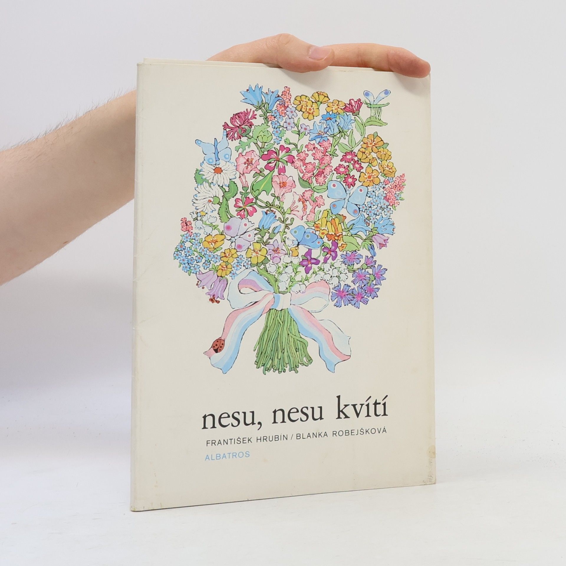Nesu, nesu kvítí