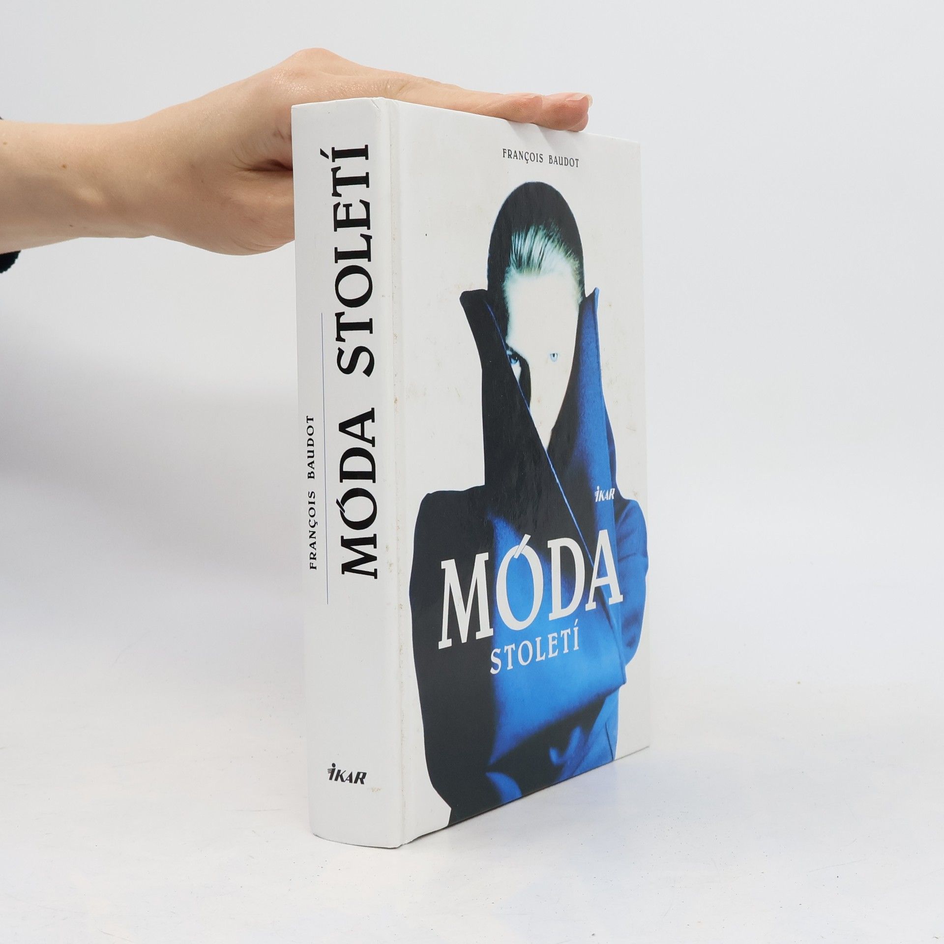 Móda století