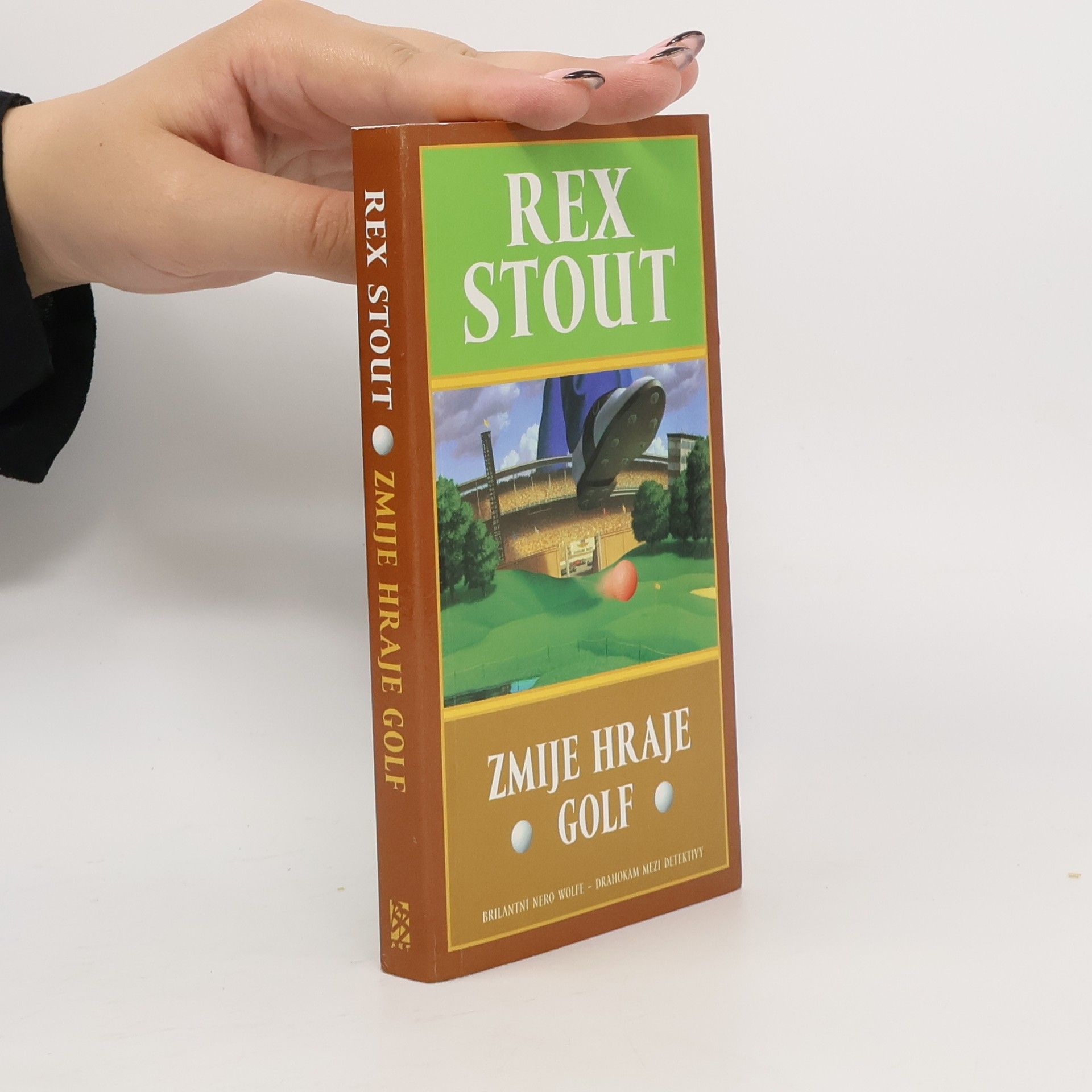 Zmije hraje golf