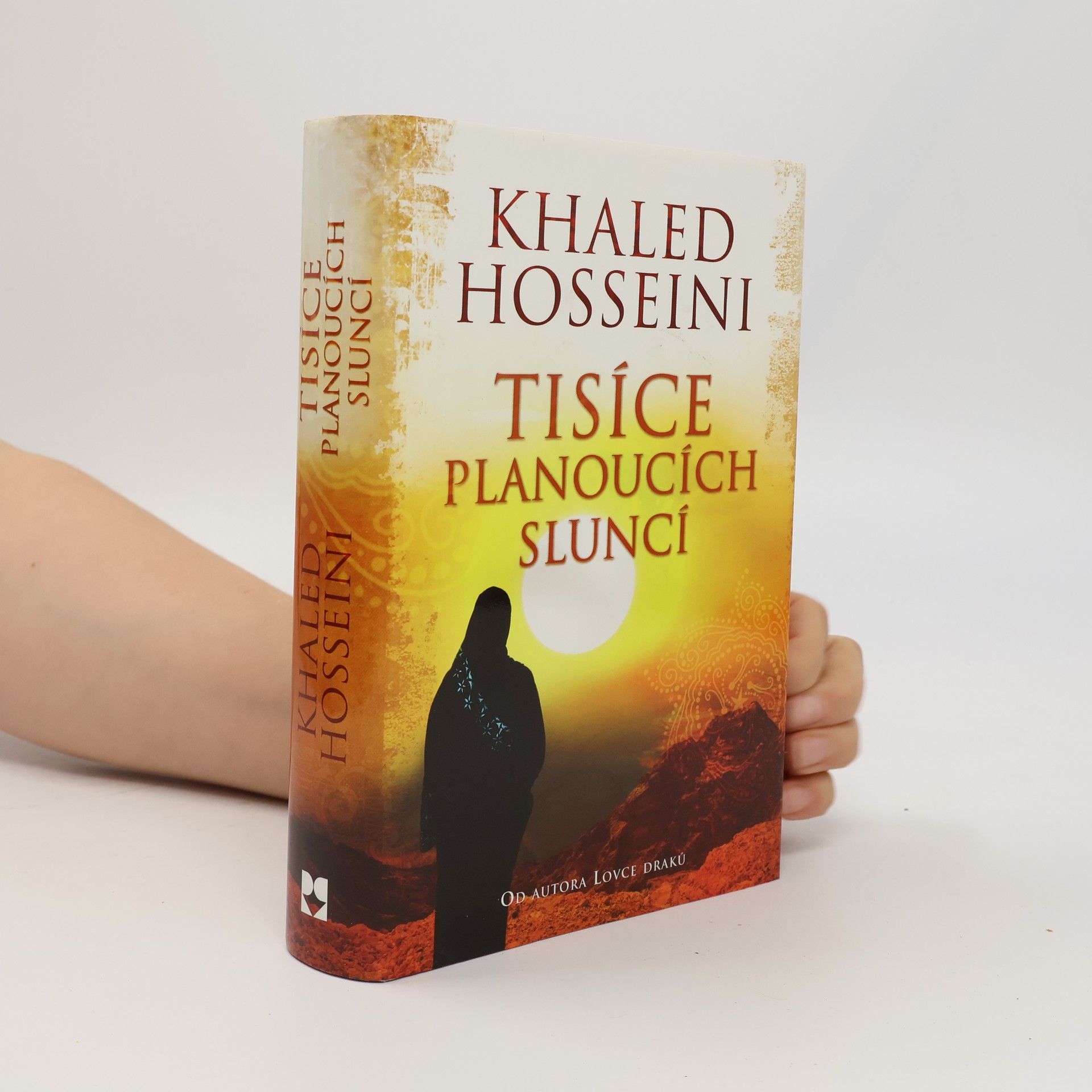 Khaled Hosseini Tisíce planoucích sluncí