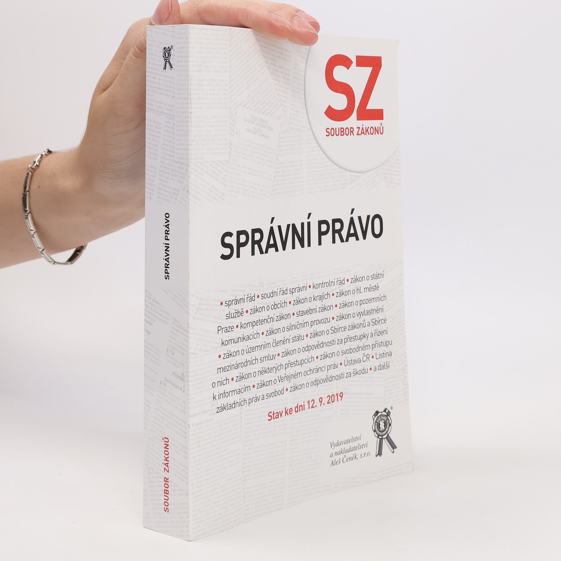 Česko Správní právo: (soubor zákonů) SZ.