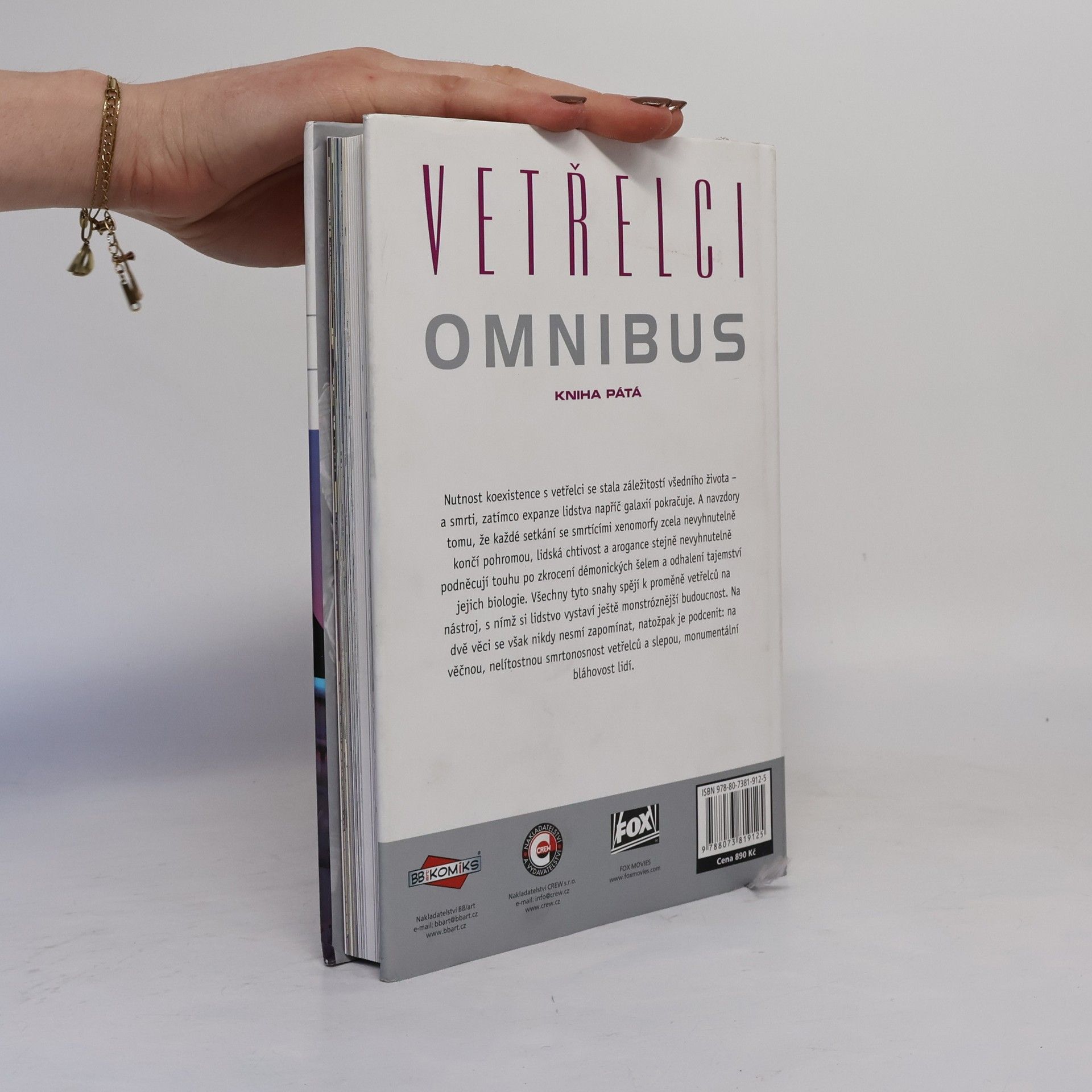 Autores varios Vetřelci omnibus. Kniha pátá