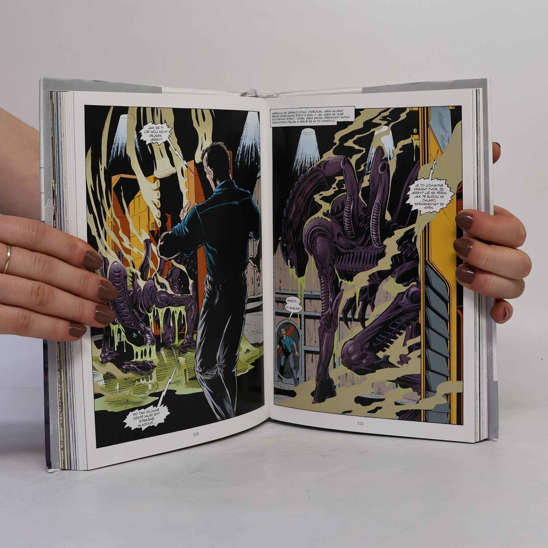 Autores varios Vetřelci omnibus. Kniha pátá