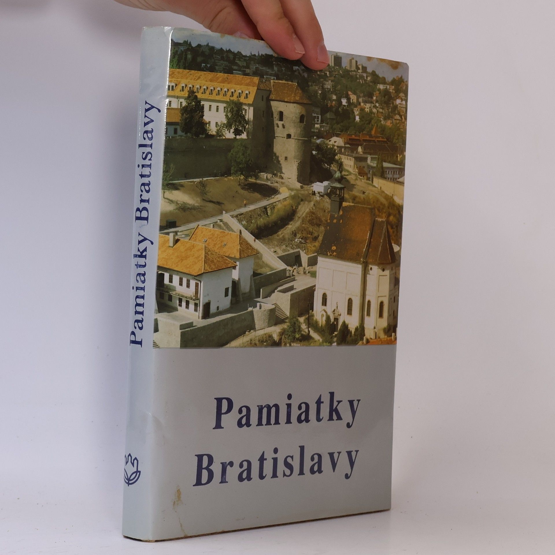 Autorenkollektiv Pamiatky Bratislavy