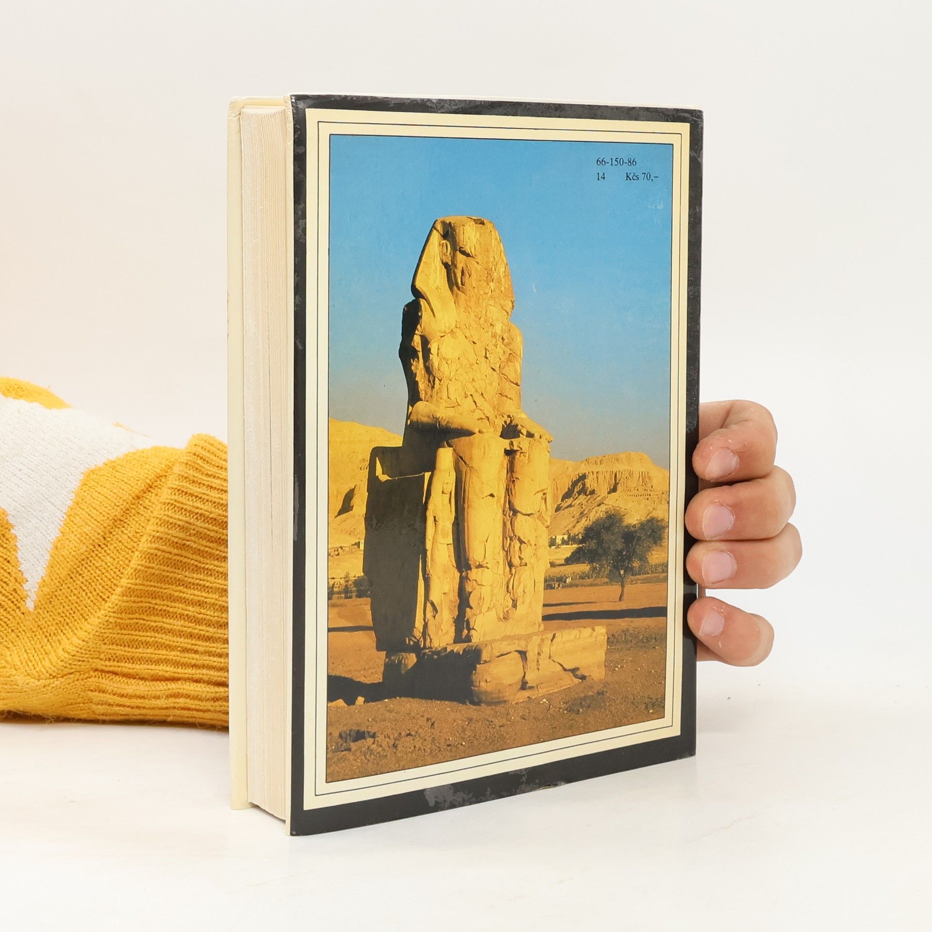 Vojtěch Zamarovský Bohovia a králi starého Egypta
