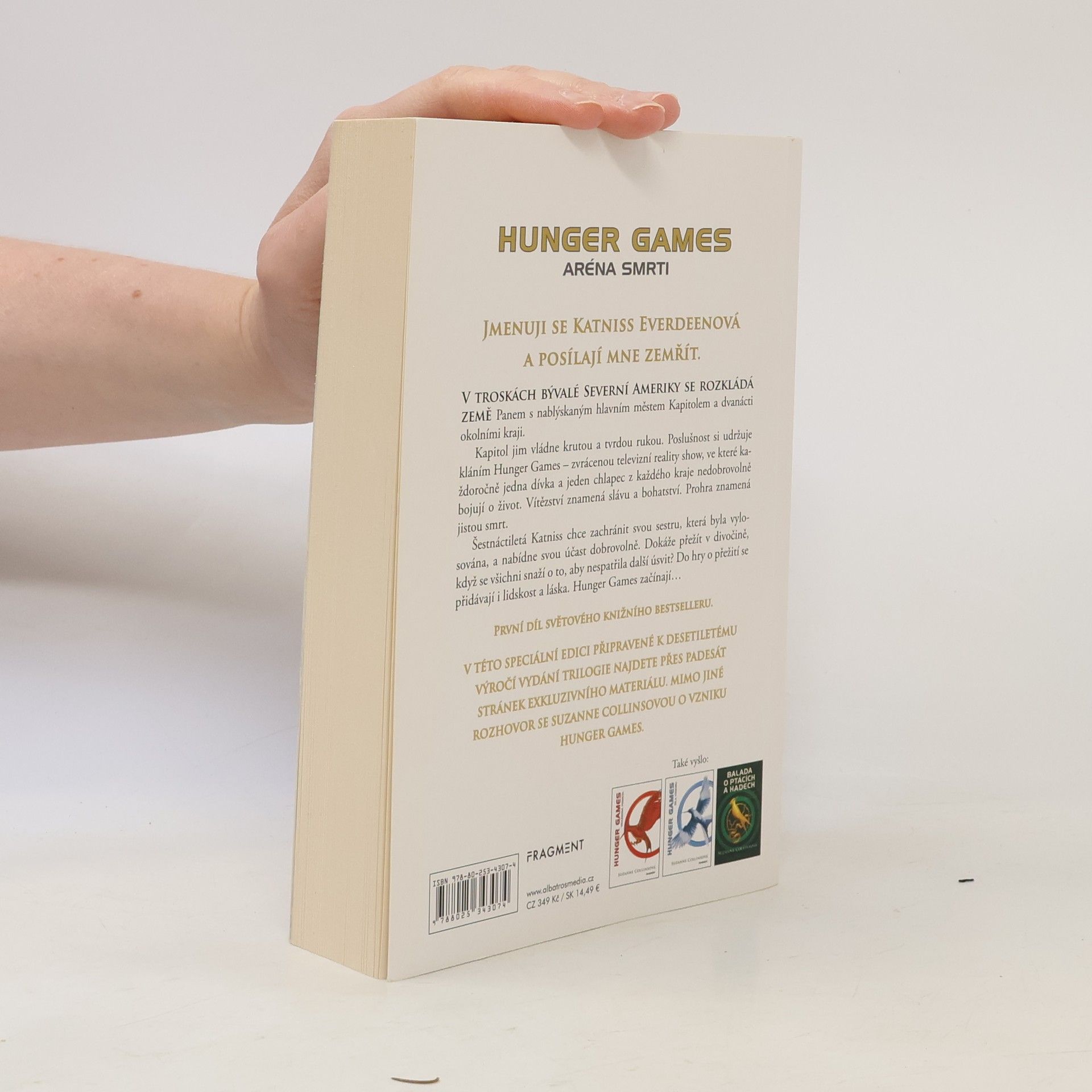 Suzanne Collins Hunger games. Aréna smrti
