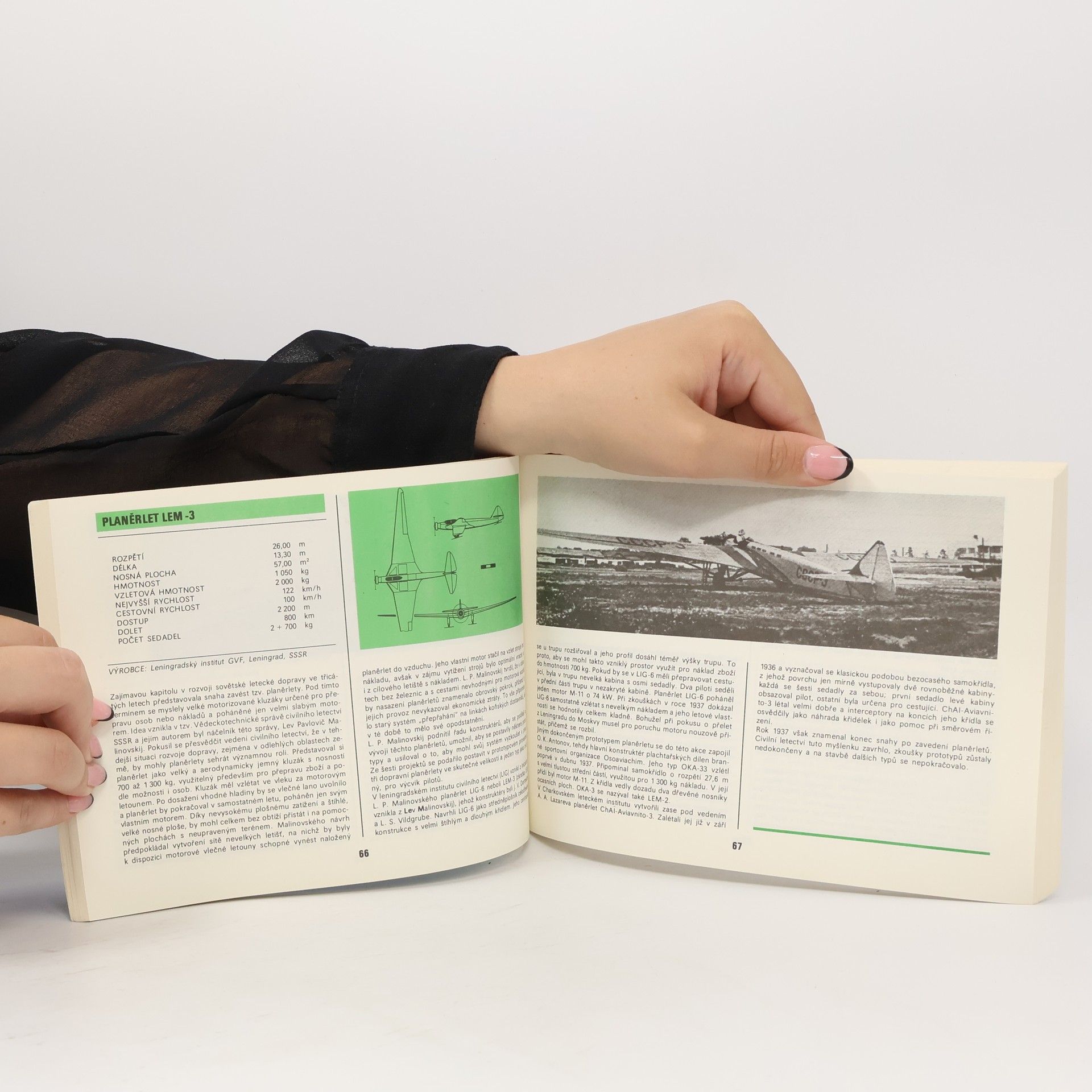Václav Němeček Atlas letadel. Jednomotorová dopravní letadla