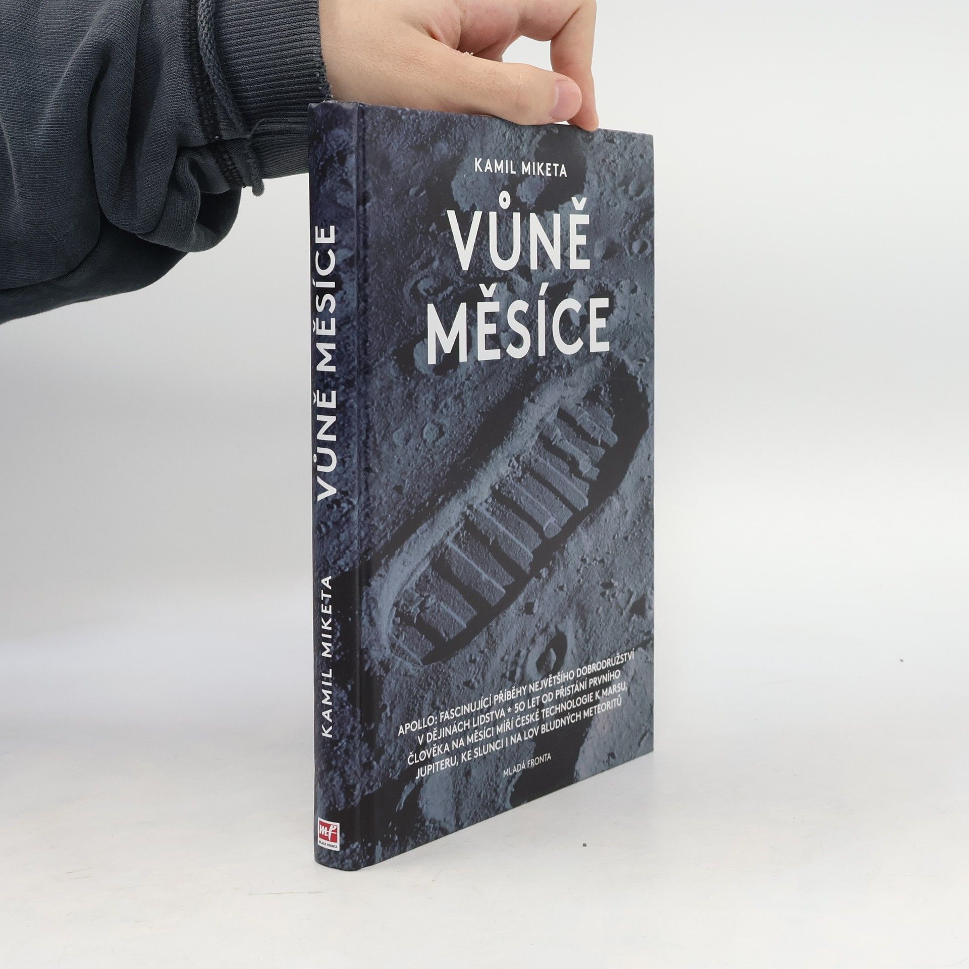 Kamil Miketa Vůně Měsíce