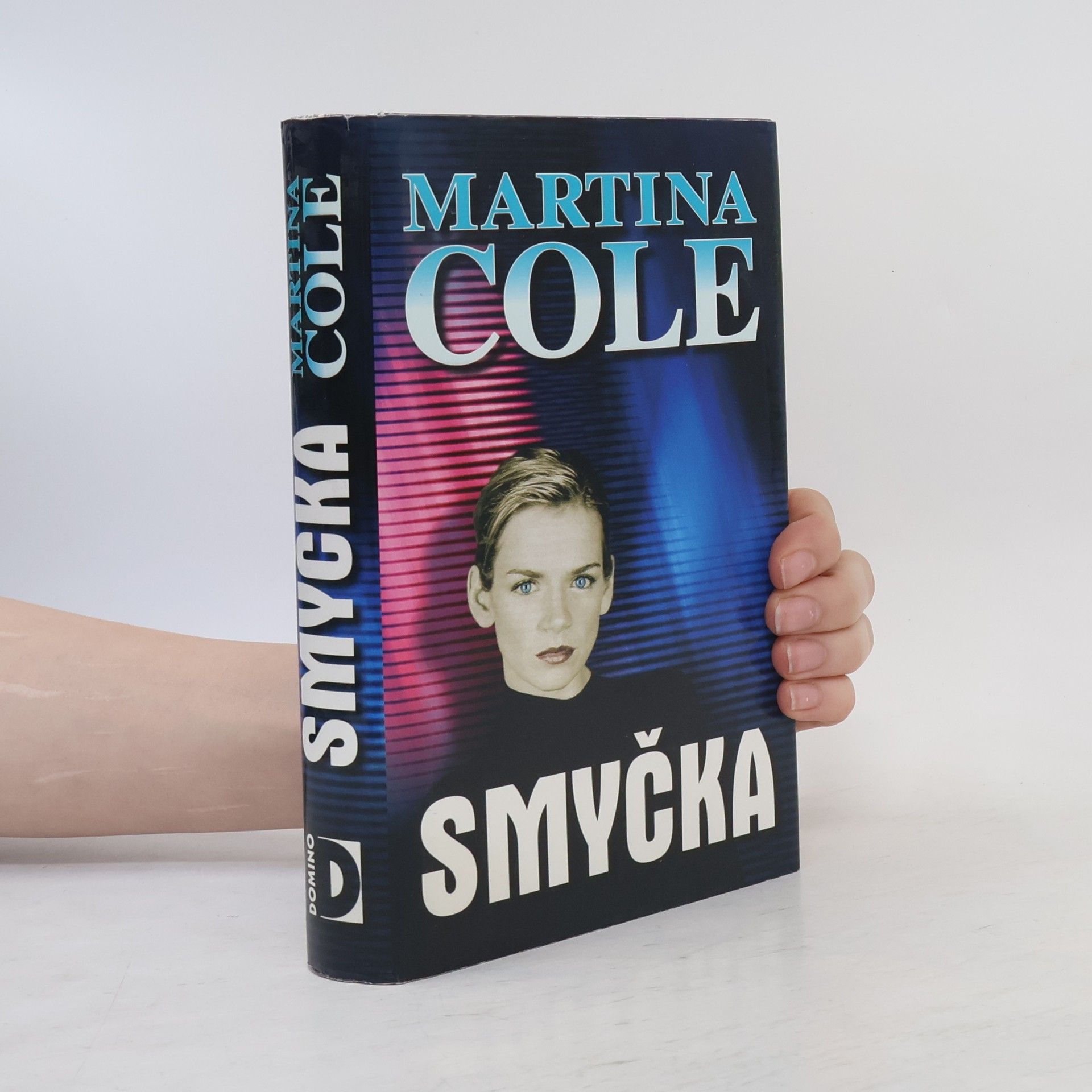Martina Cole Smyčka