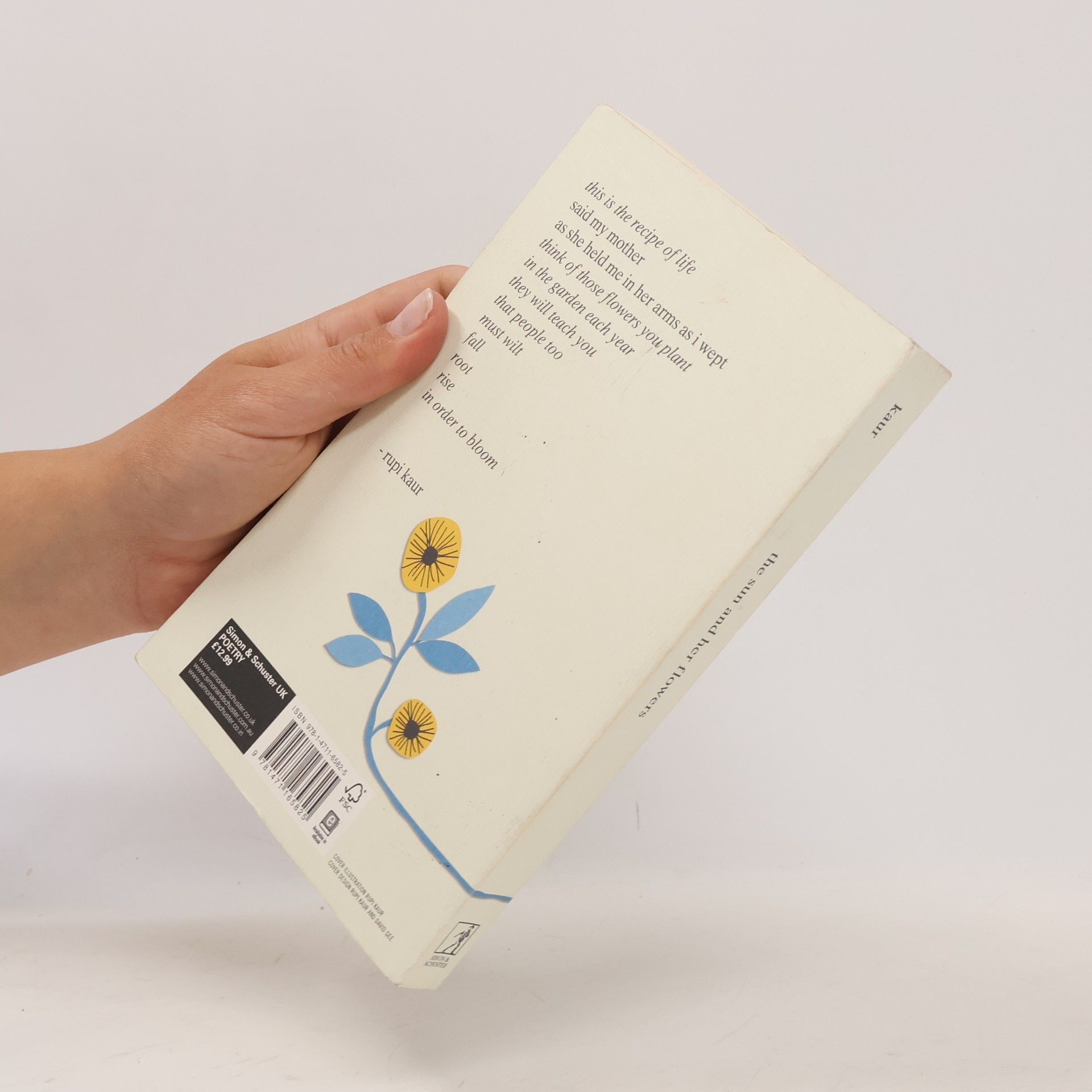 Rupi Kaur The Sun And Her Flowers
