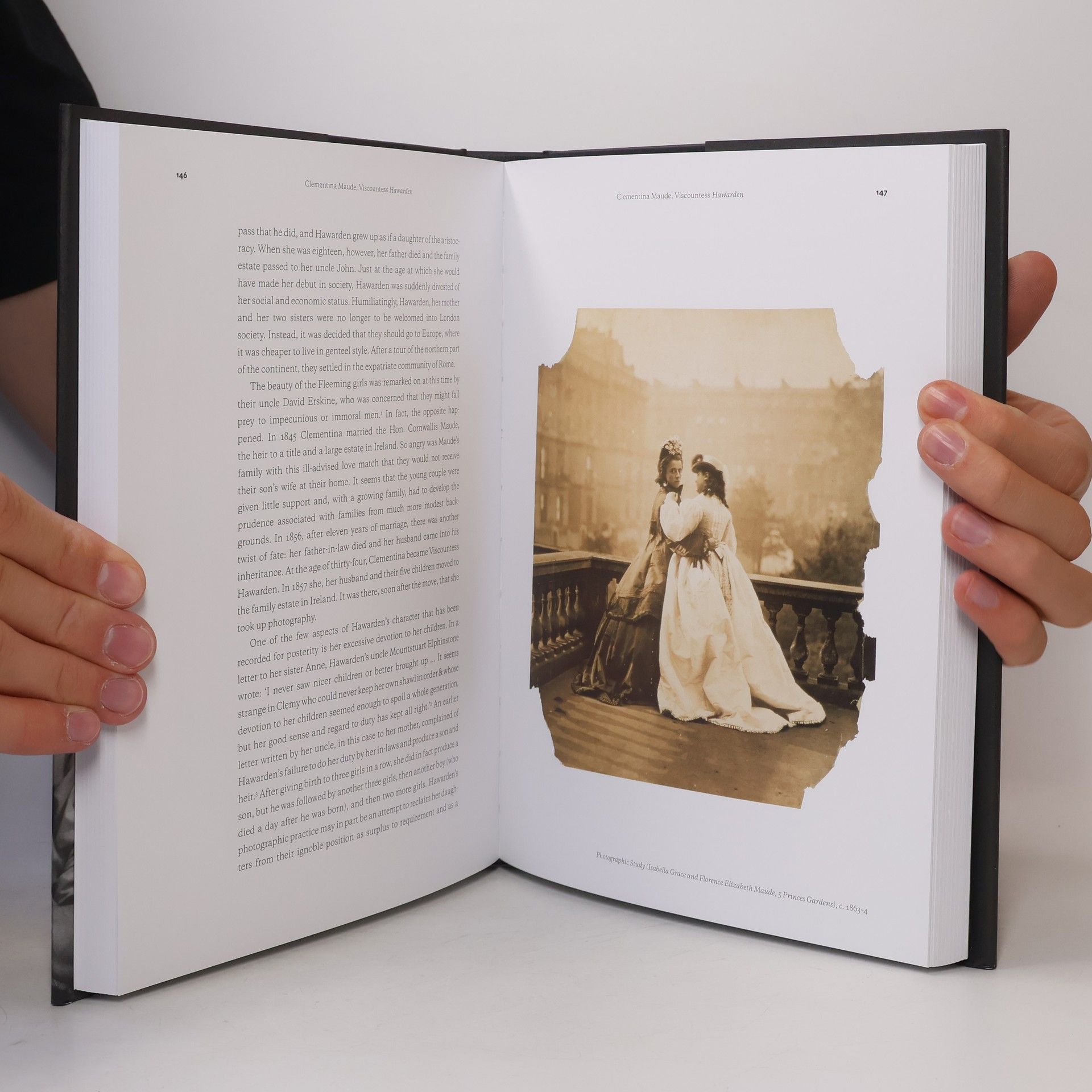 JULIET. HACKING Lives of the Great Photographers