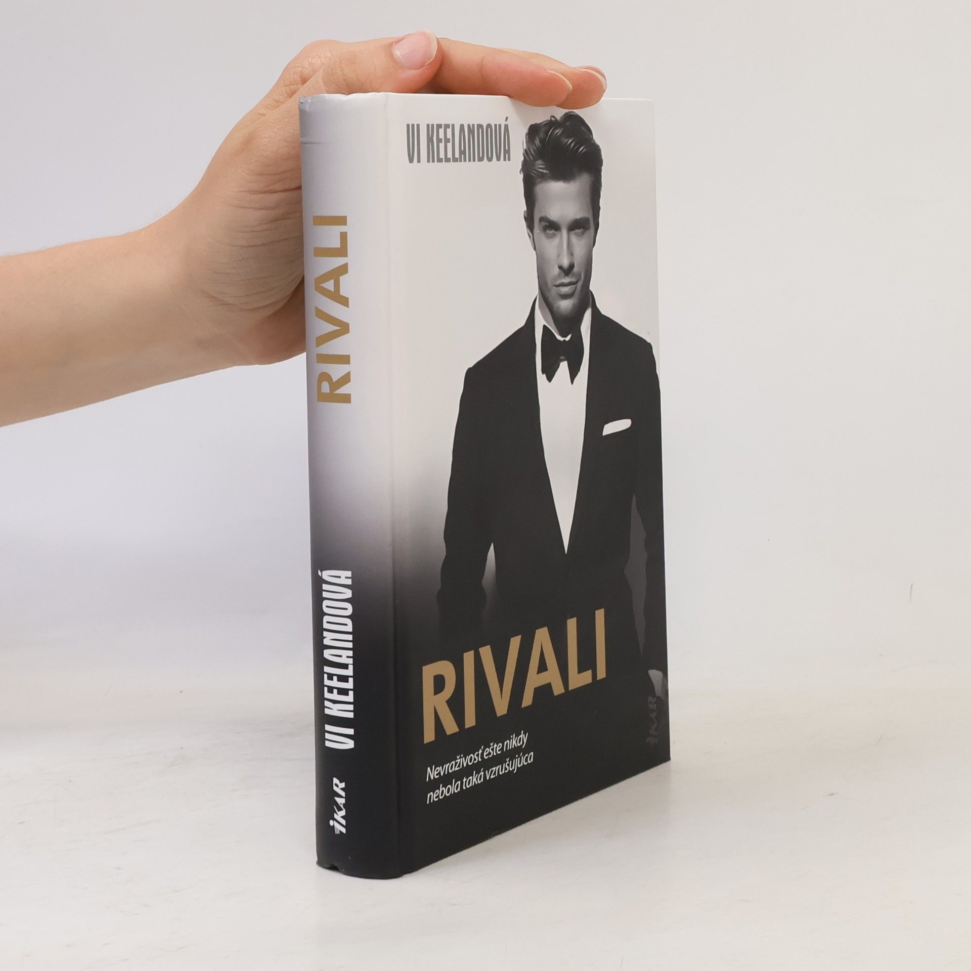 Vi Keeland Rivali