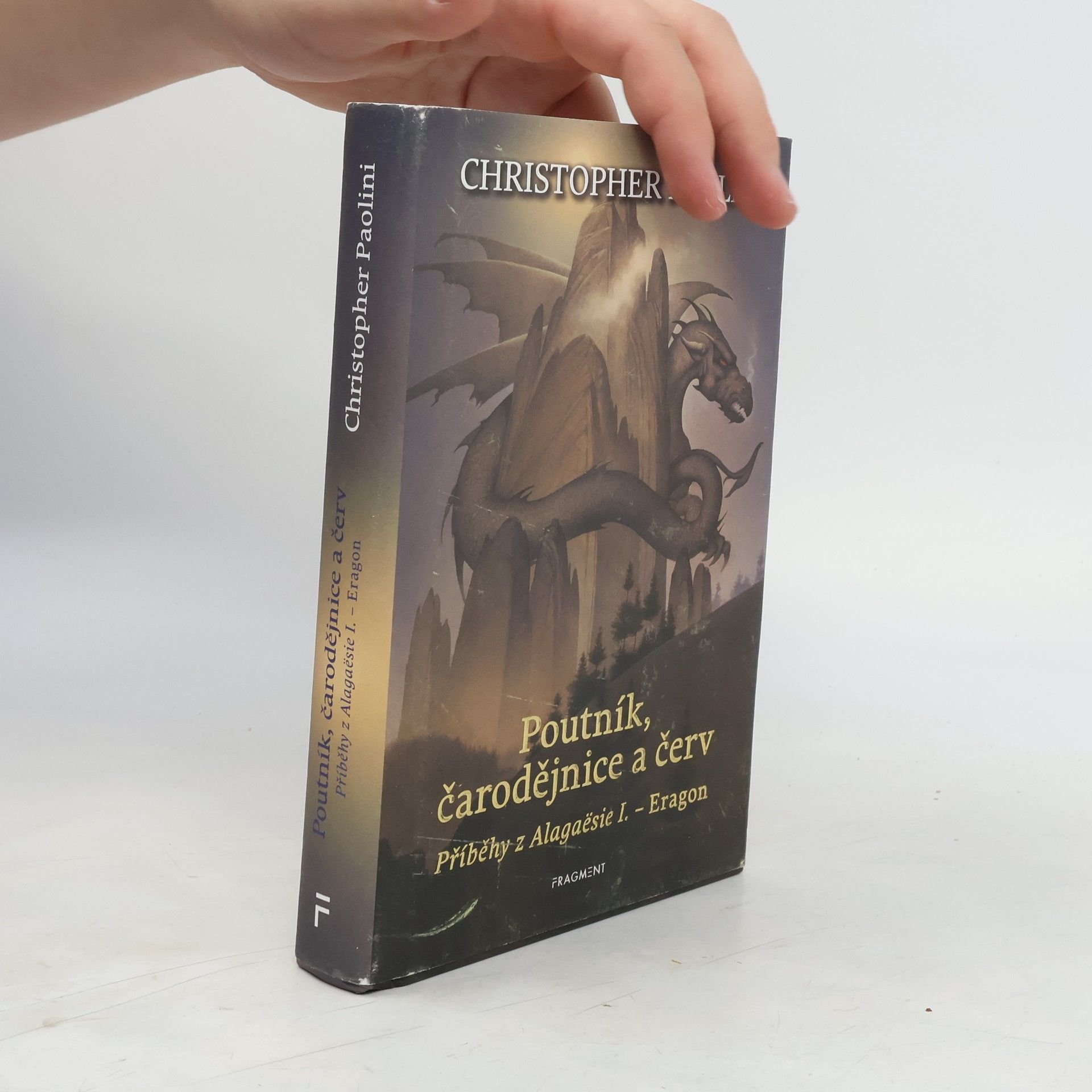 Christopher Paolini Poutník, čarodějnice a červ