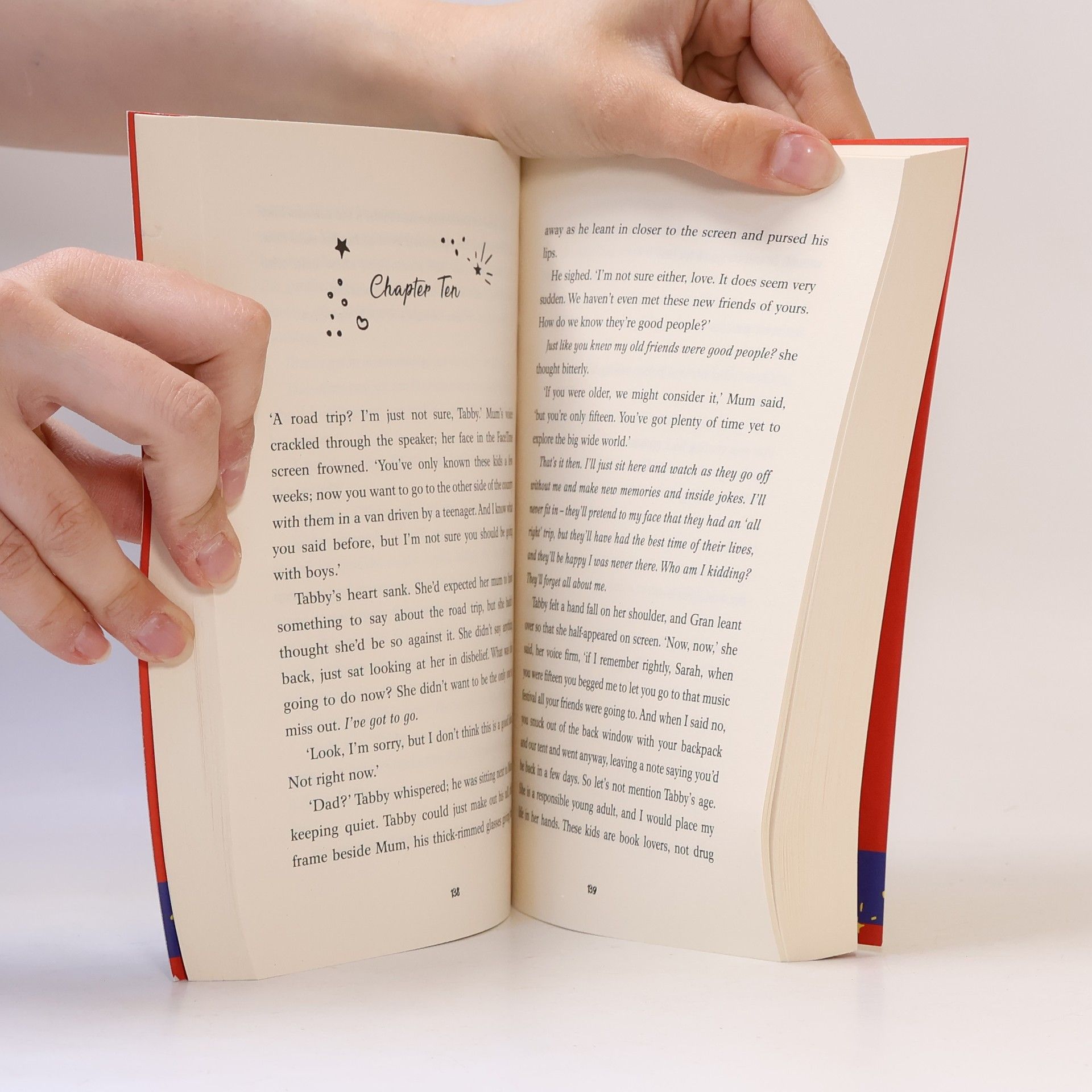 Lucy Powrie The paper & hearts society. Book 1
