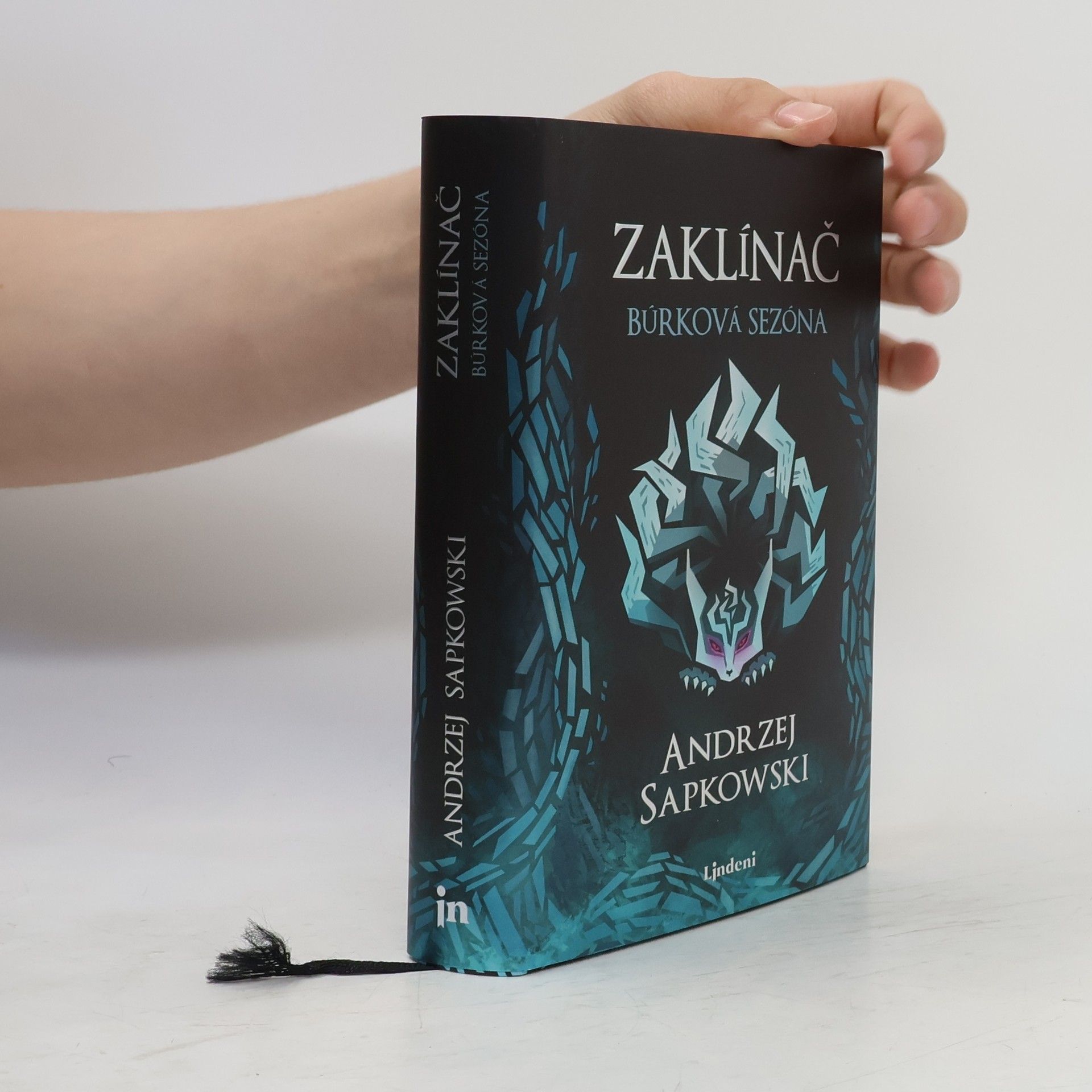 Andrzej Sapkowski Búrková sezóna
