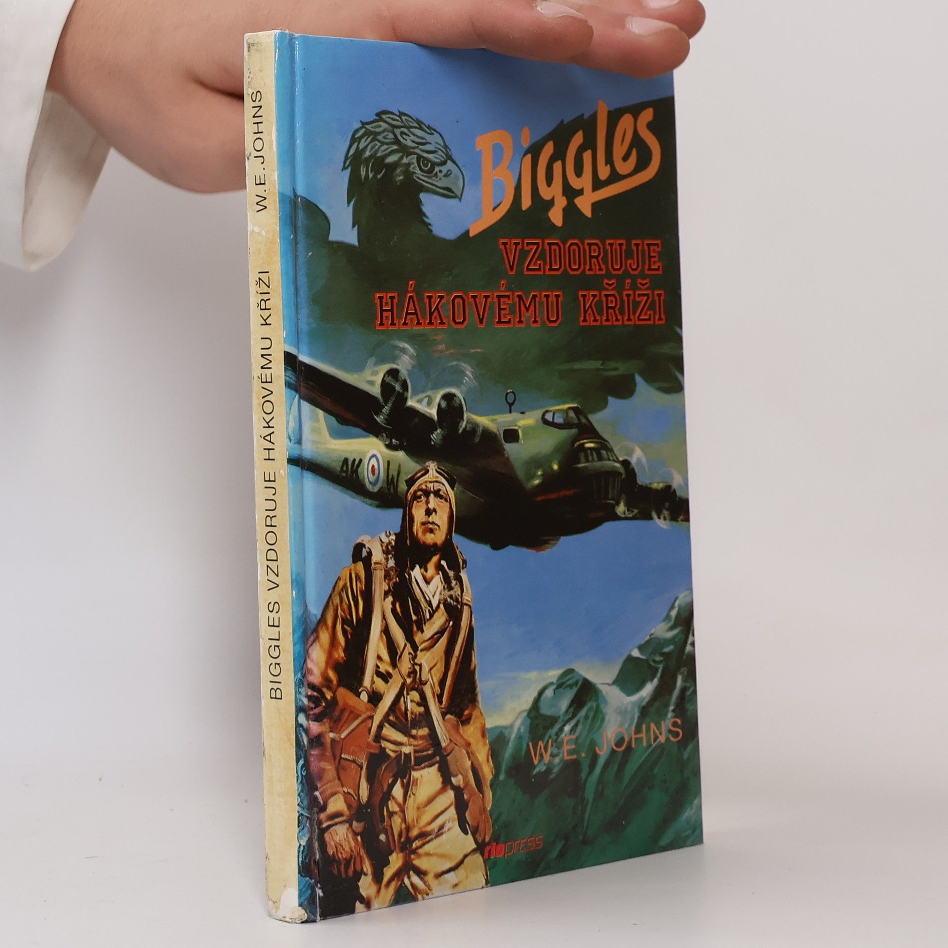 Biggles vzdoruje hákovému kříži