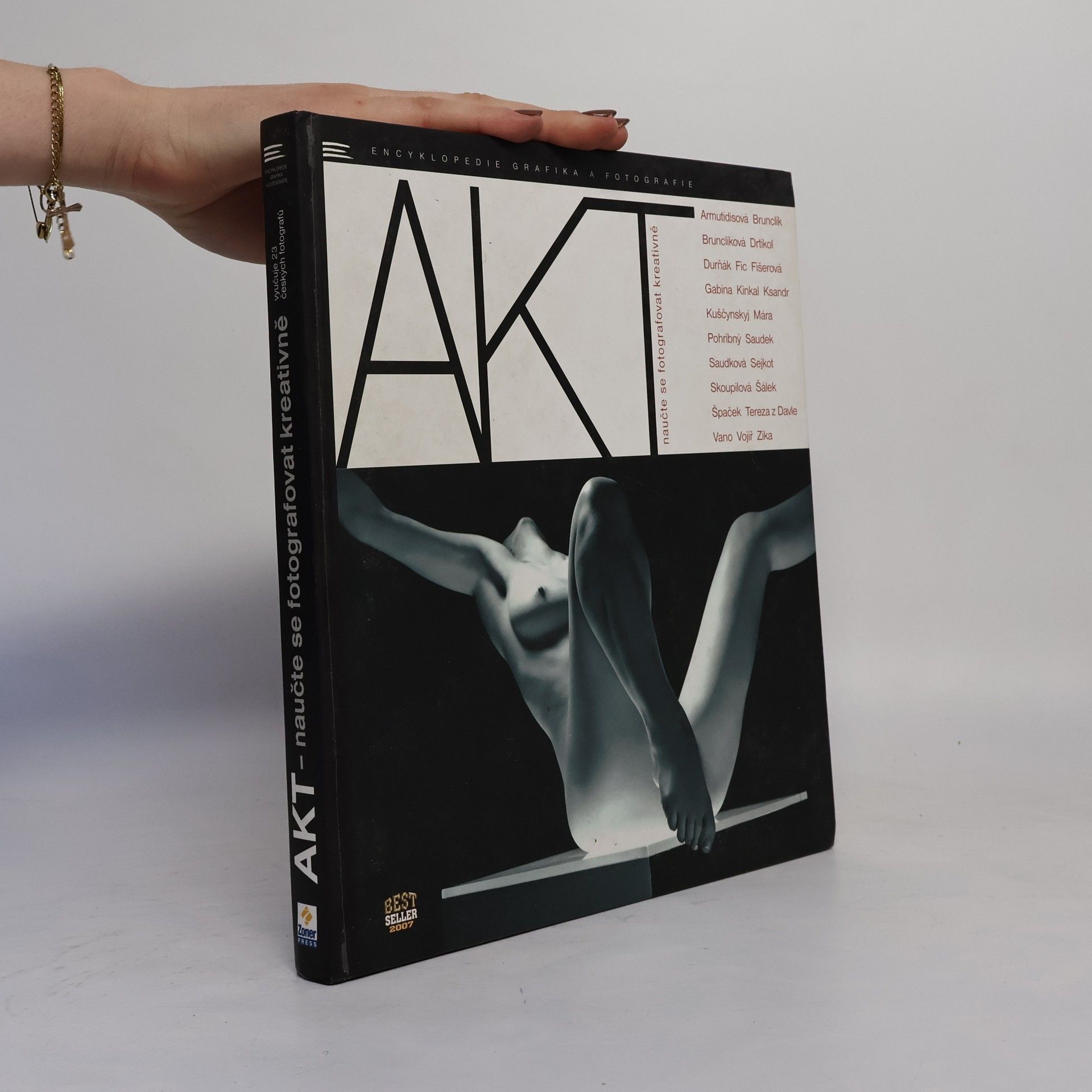 Irena Armutidisová Akt: Naučte se fotografovat kreativně
