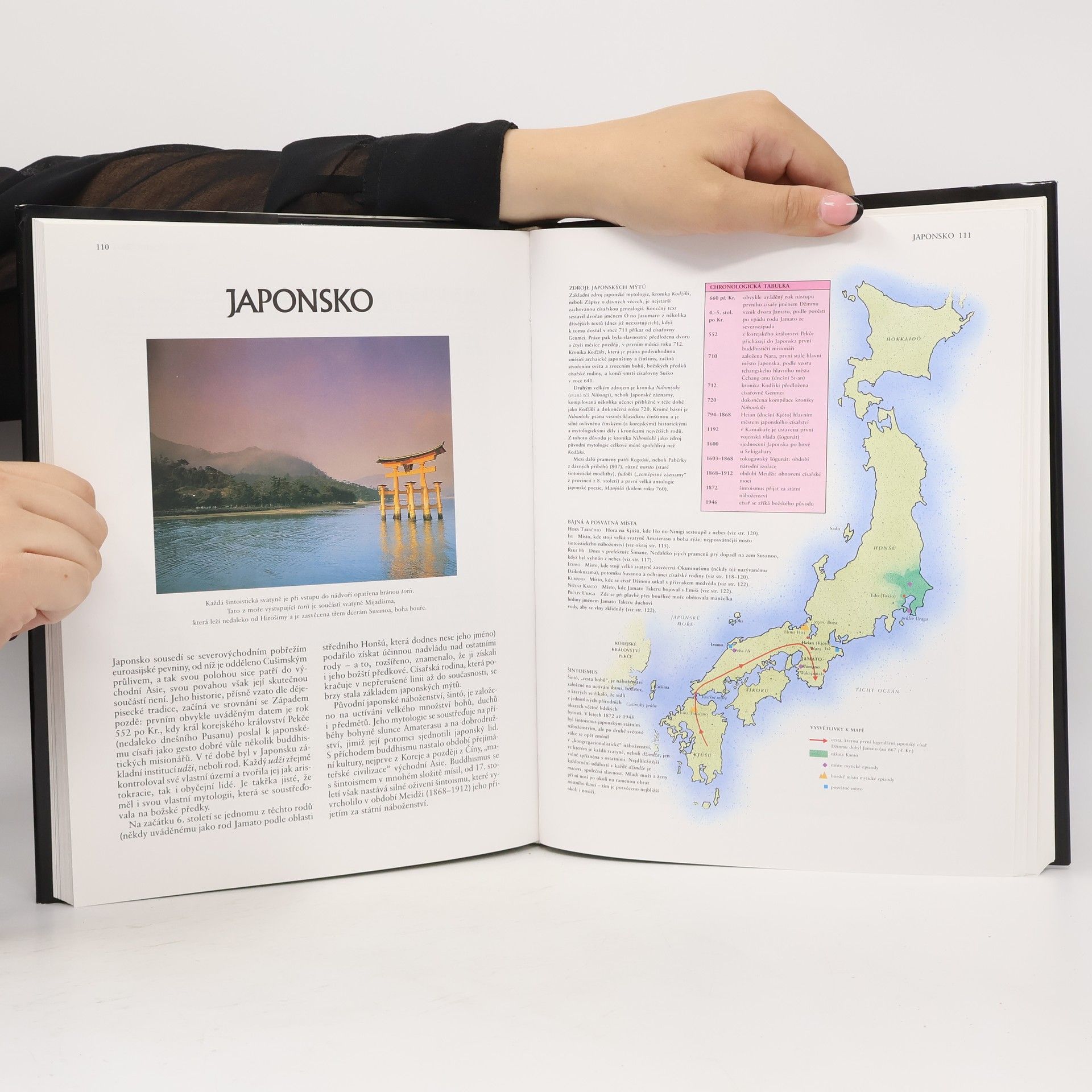 Roy G. Willis Mytologie světa