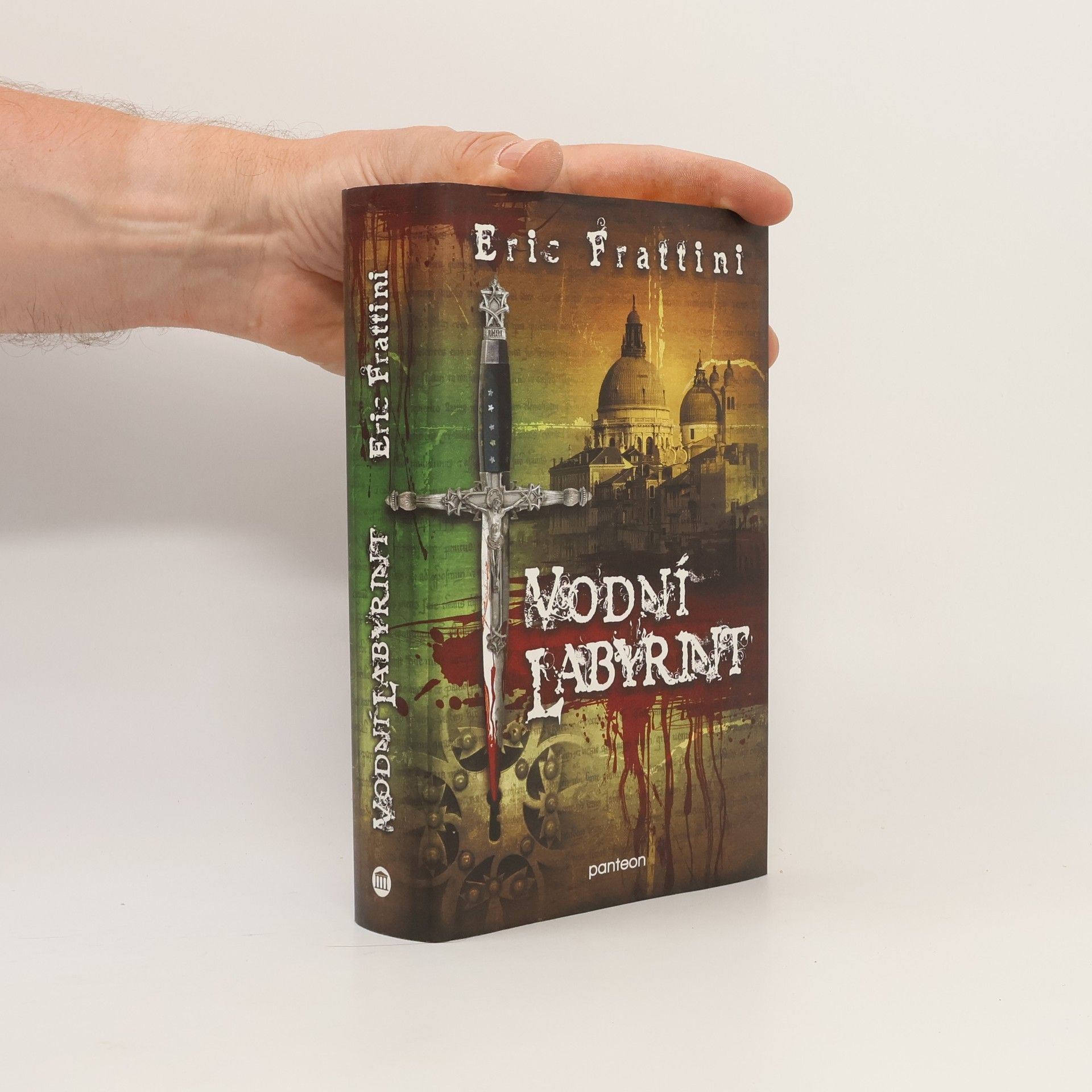 Eric Frattini Vodní labyrint