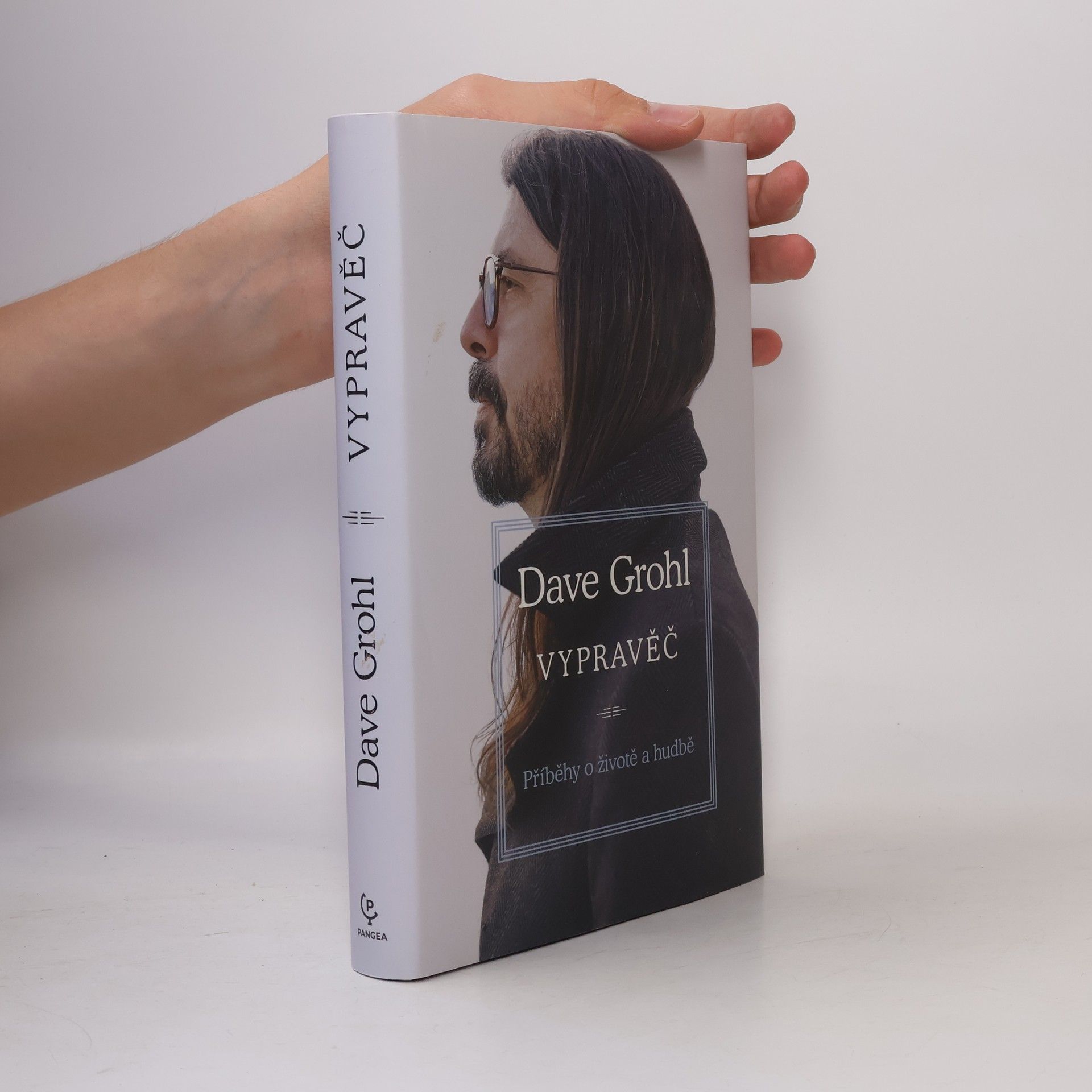 Dave Grohl Vypravěč : příběhy o životě a hudbě