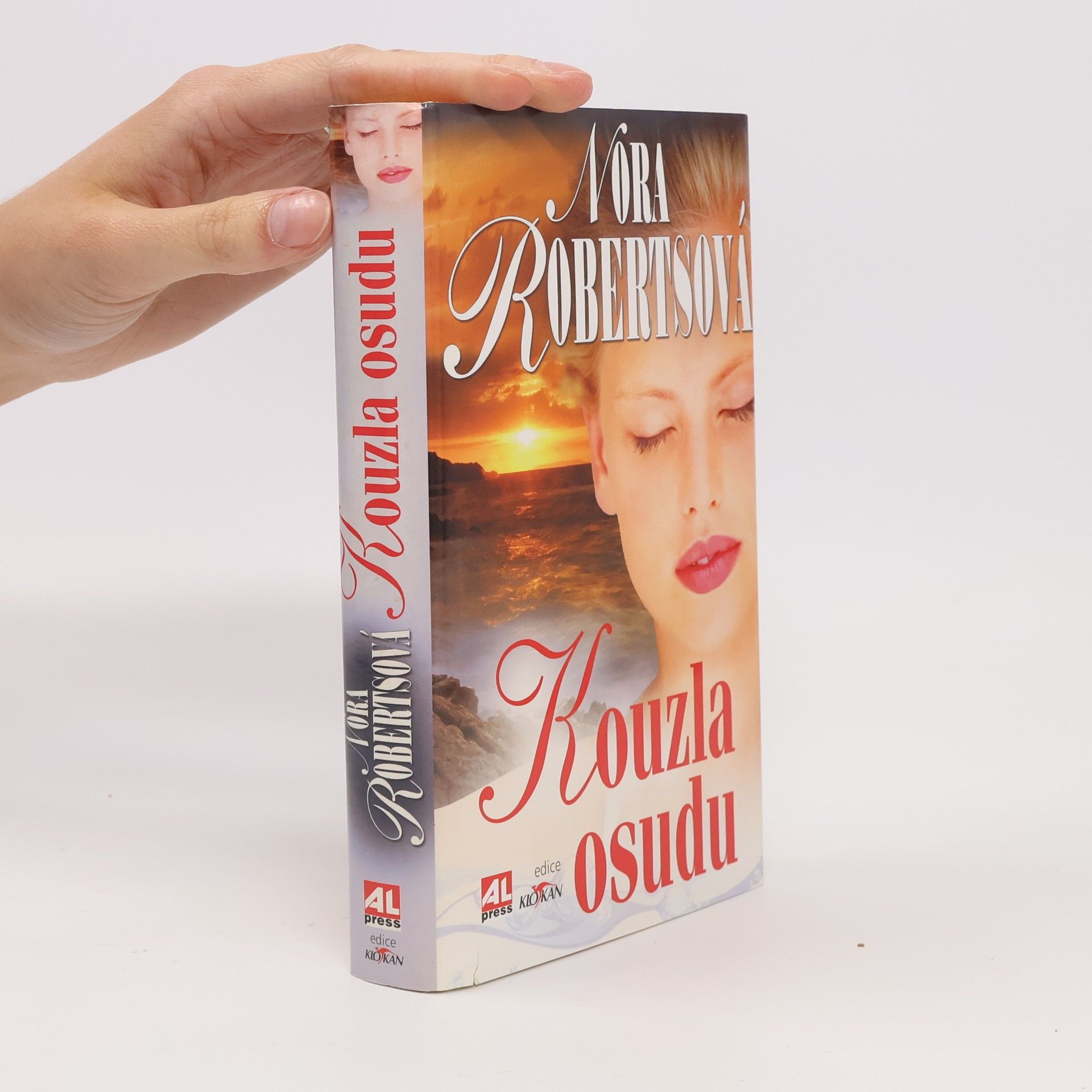 Nora Roberts Kouzla osudu