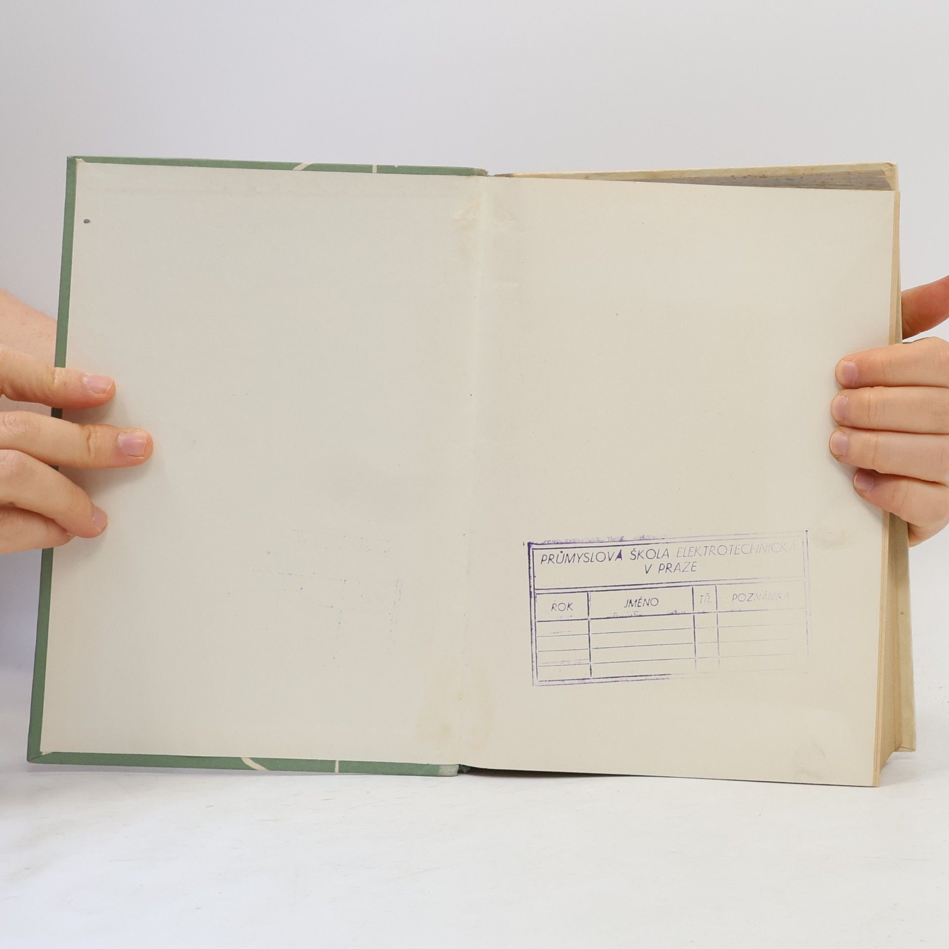 František Kubíček Matematika pro studium pracujících ve III. a IV. ročníku na středních průmyslových školách