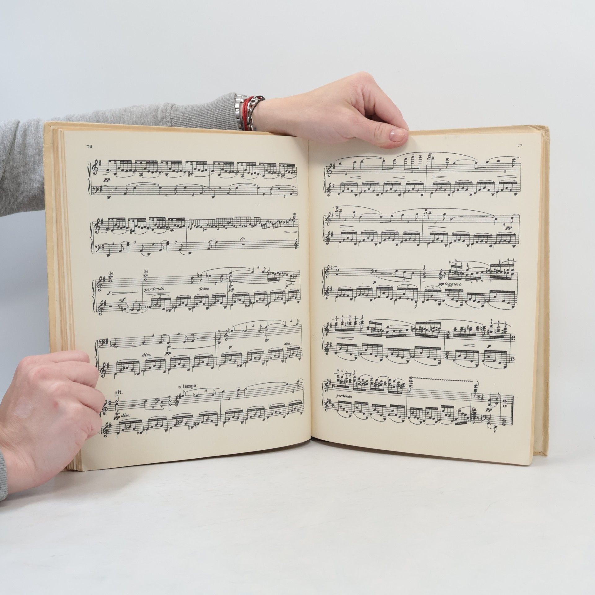 Sergej Vasil jevič Rachmaninov 24 ПРЕЛЮДИИ