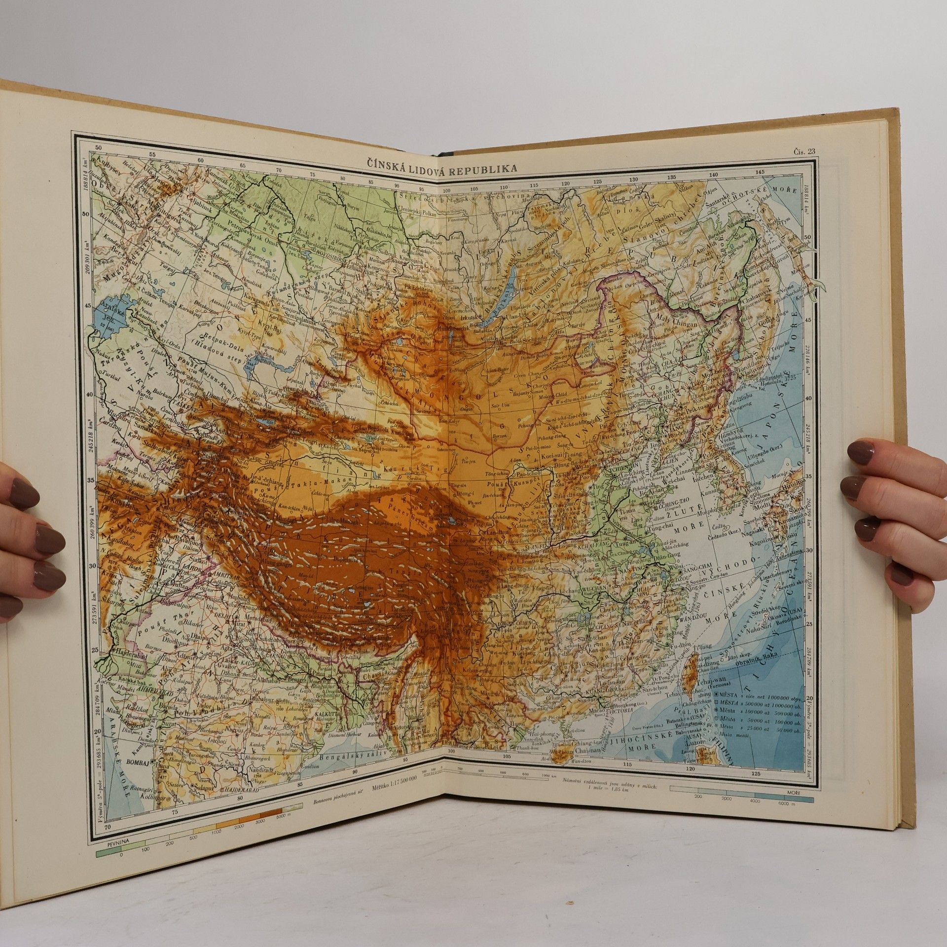 Bedřich Šalamon Školní zeměpisný atlas