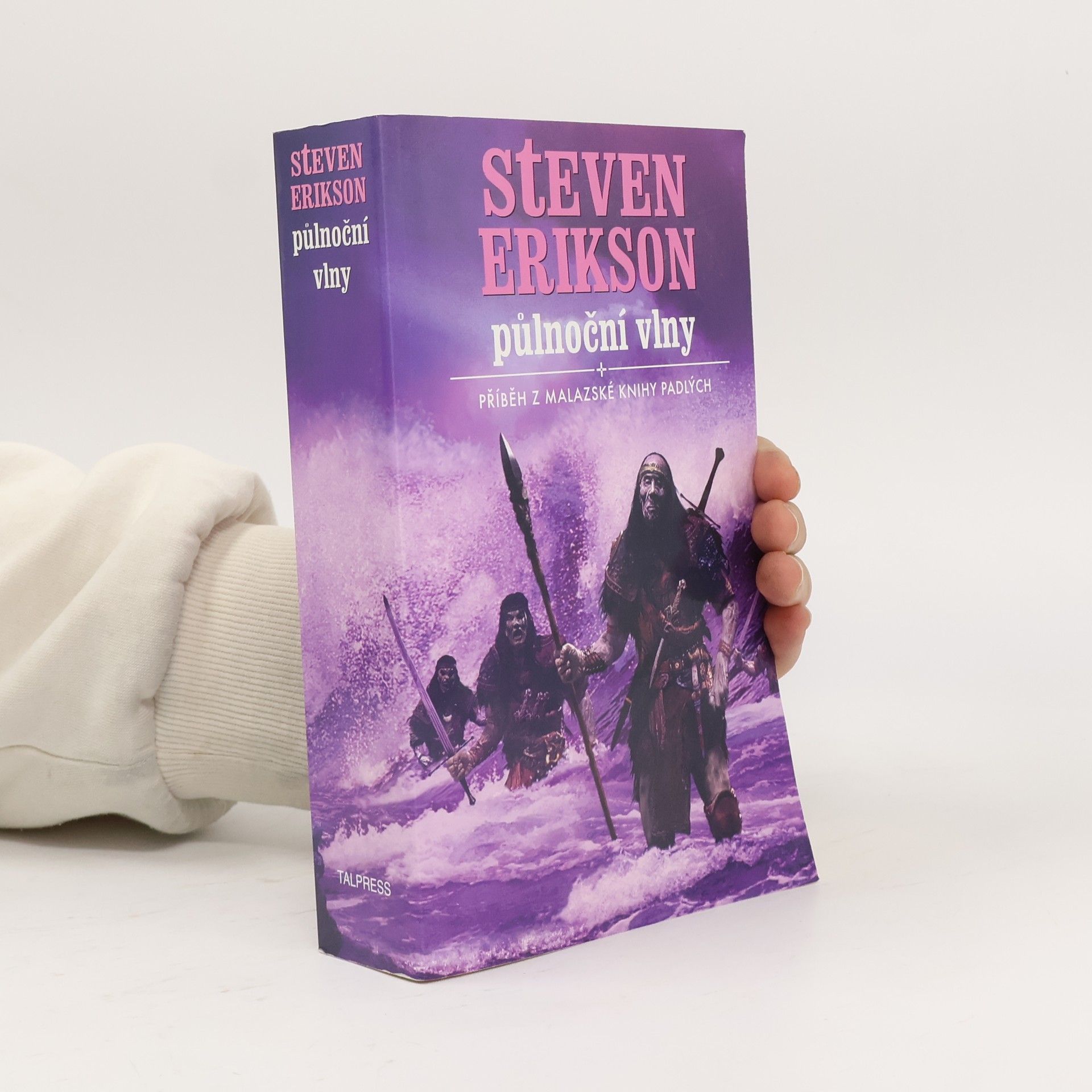 Steven Erikson Půlnoční vlny