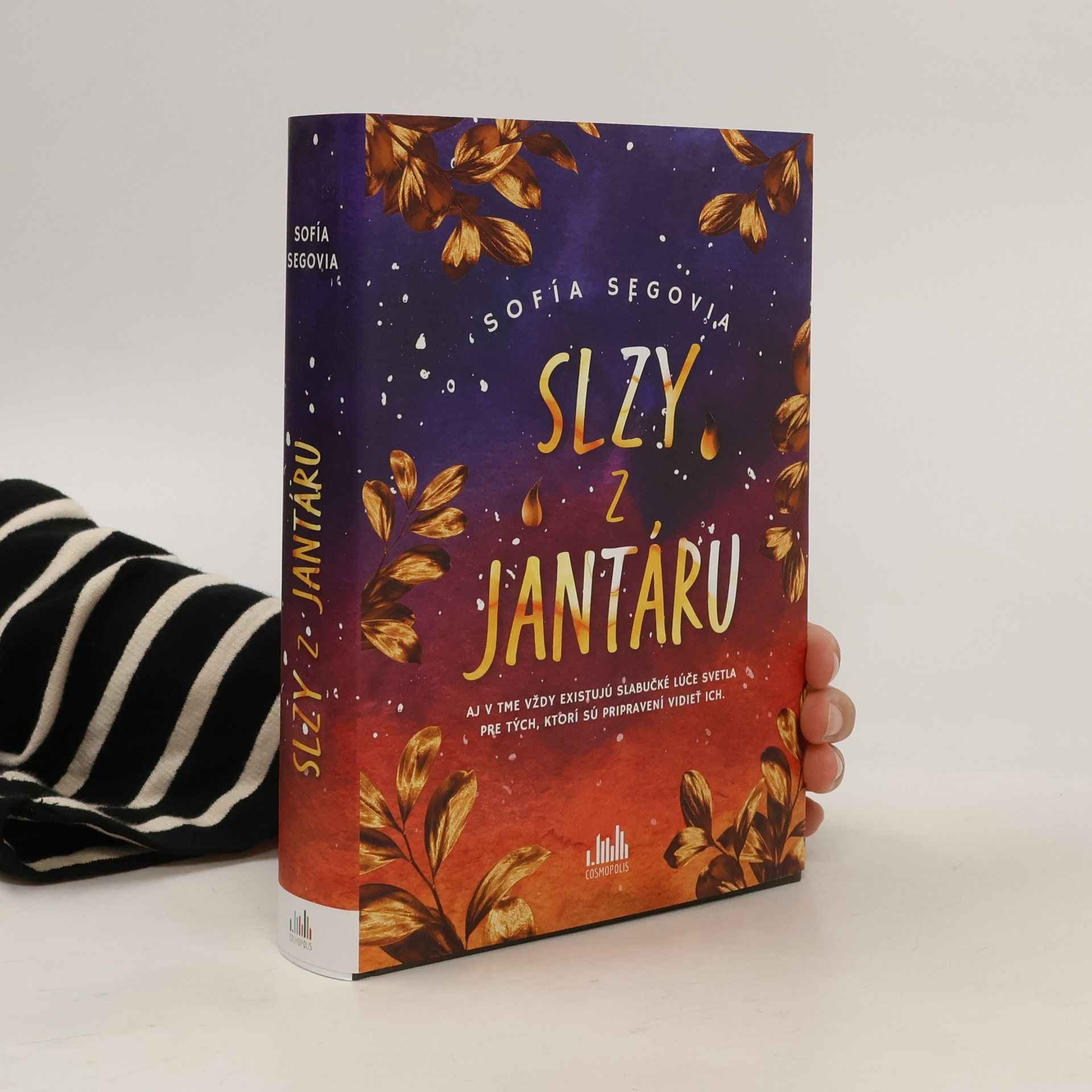 Sofía Segovia Slzy z jantáru