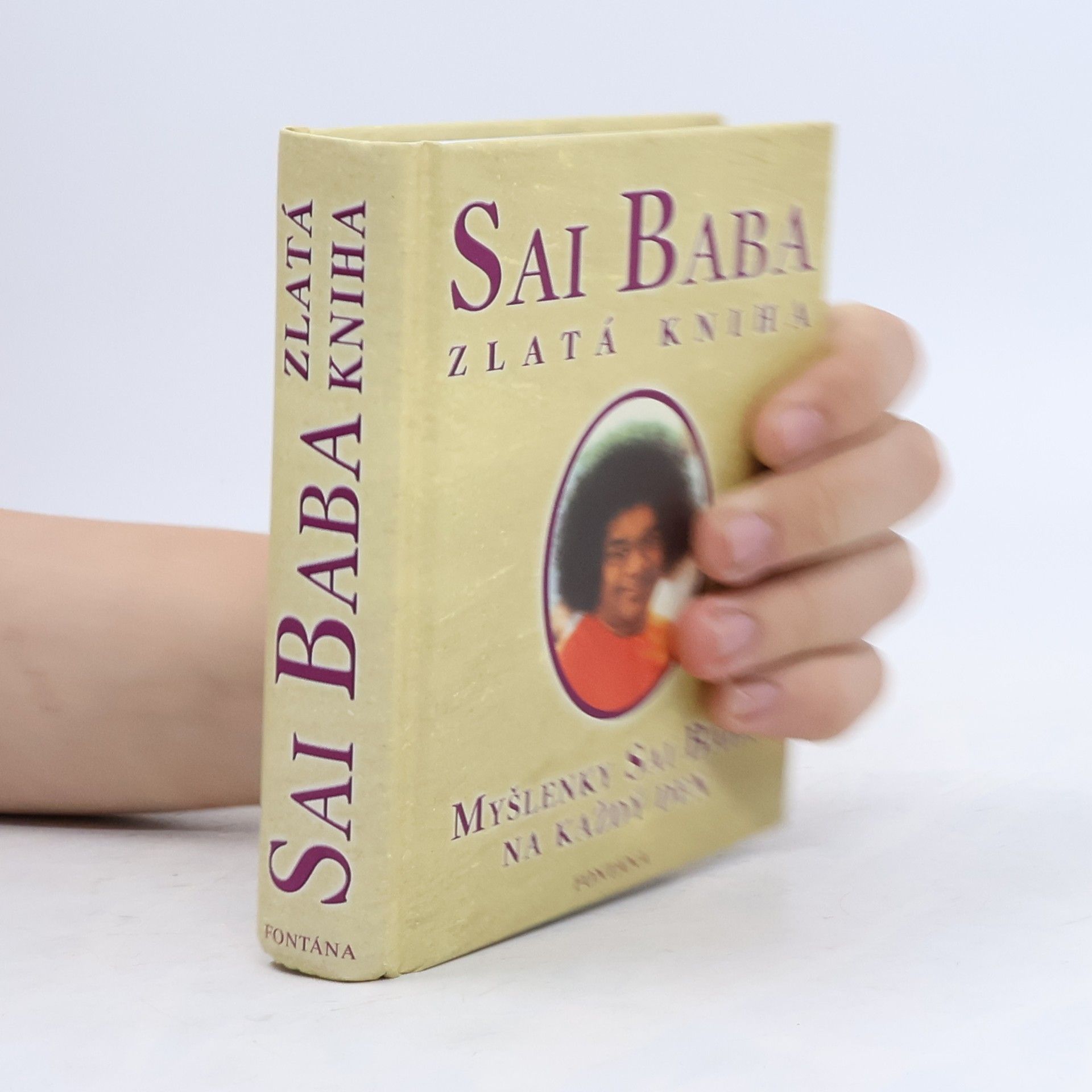 Satjá Saí Baba Zlatá kniha