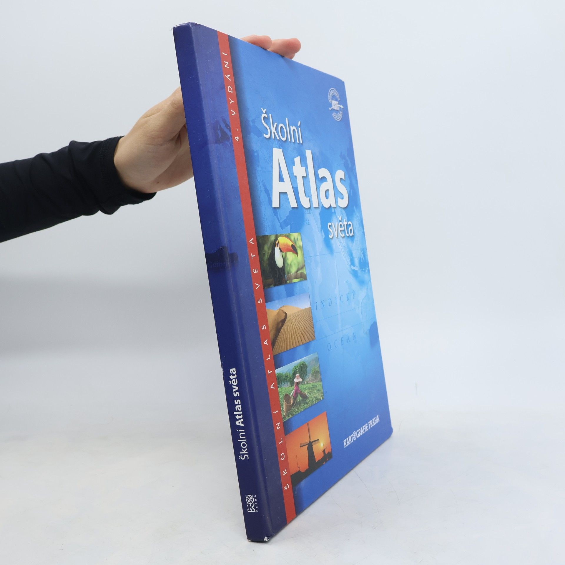 Auteurscollectief Školní atlas světa