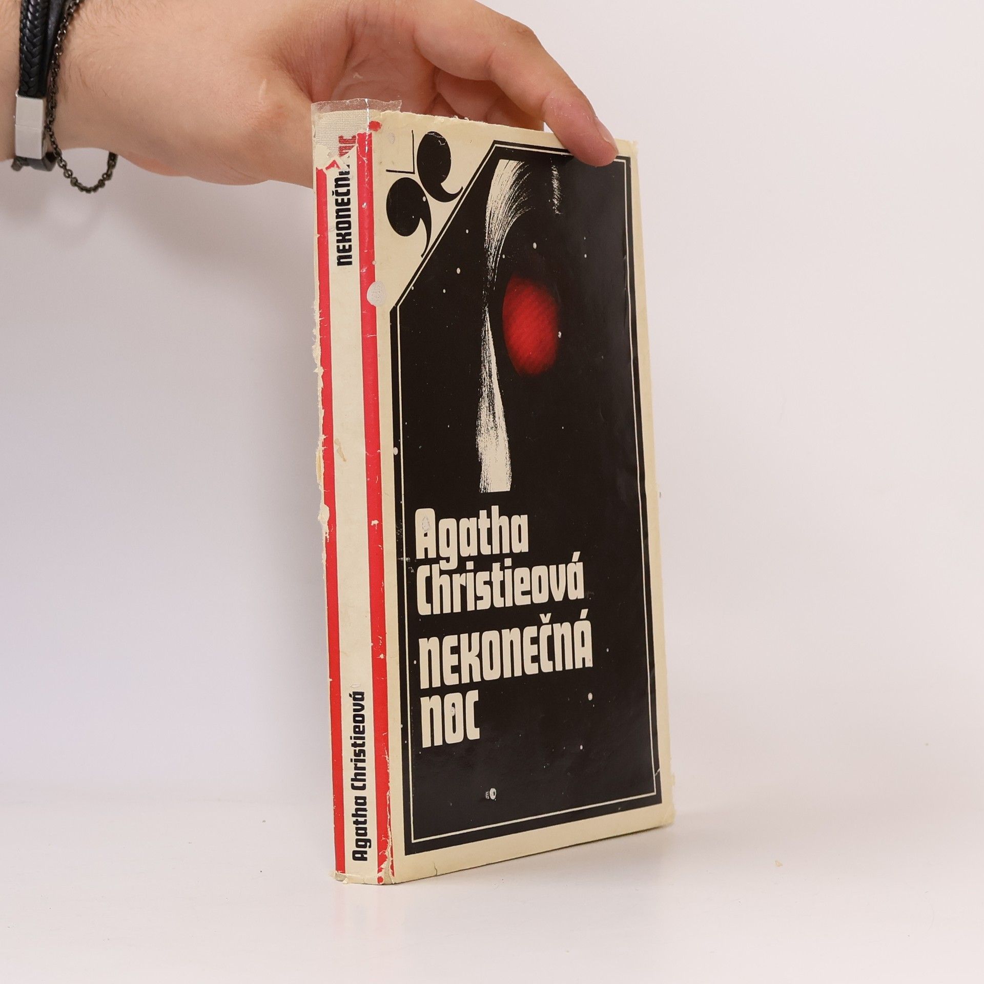 Agatha Christie Nekonečná noc