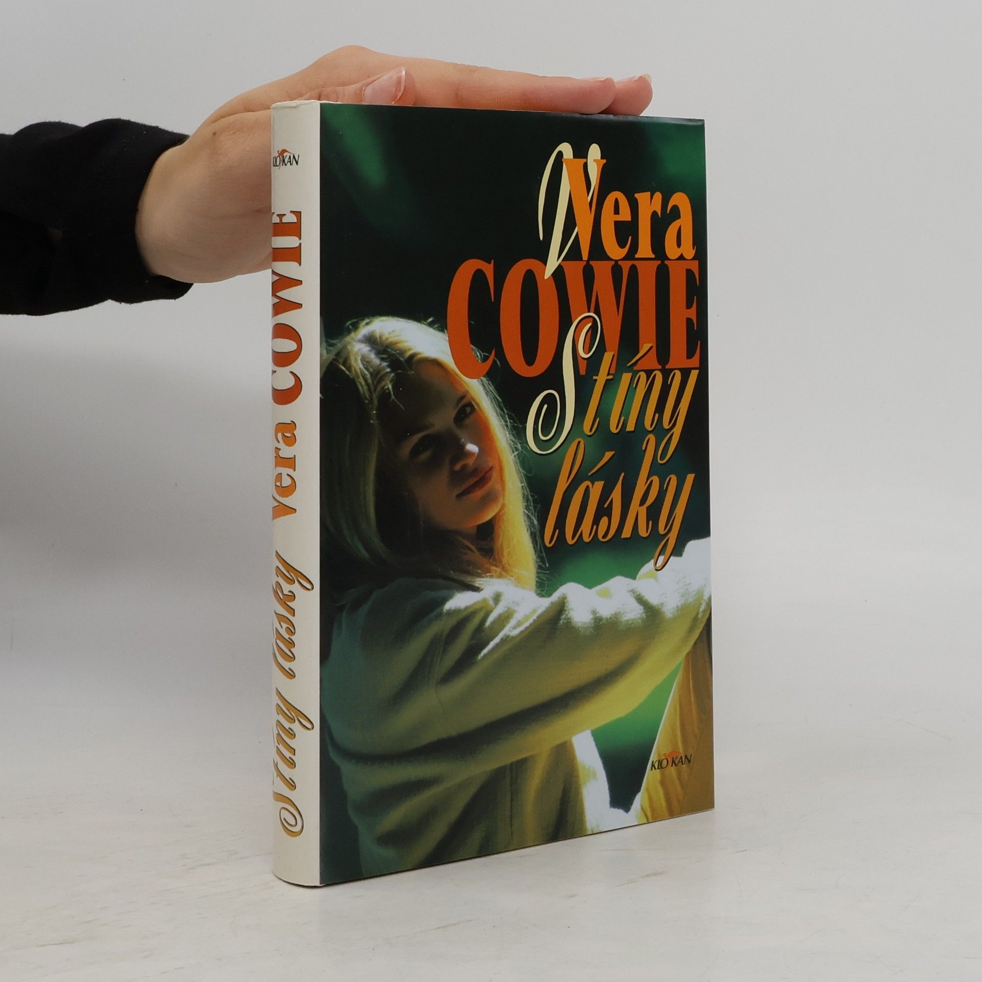 Vera Cowie Stíny lásky